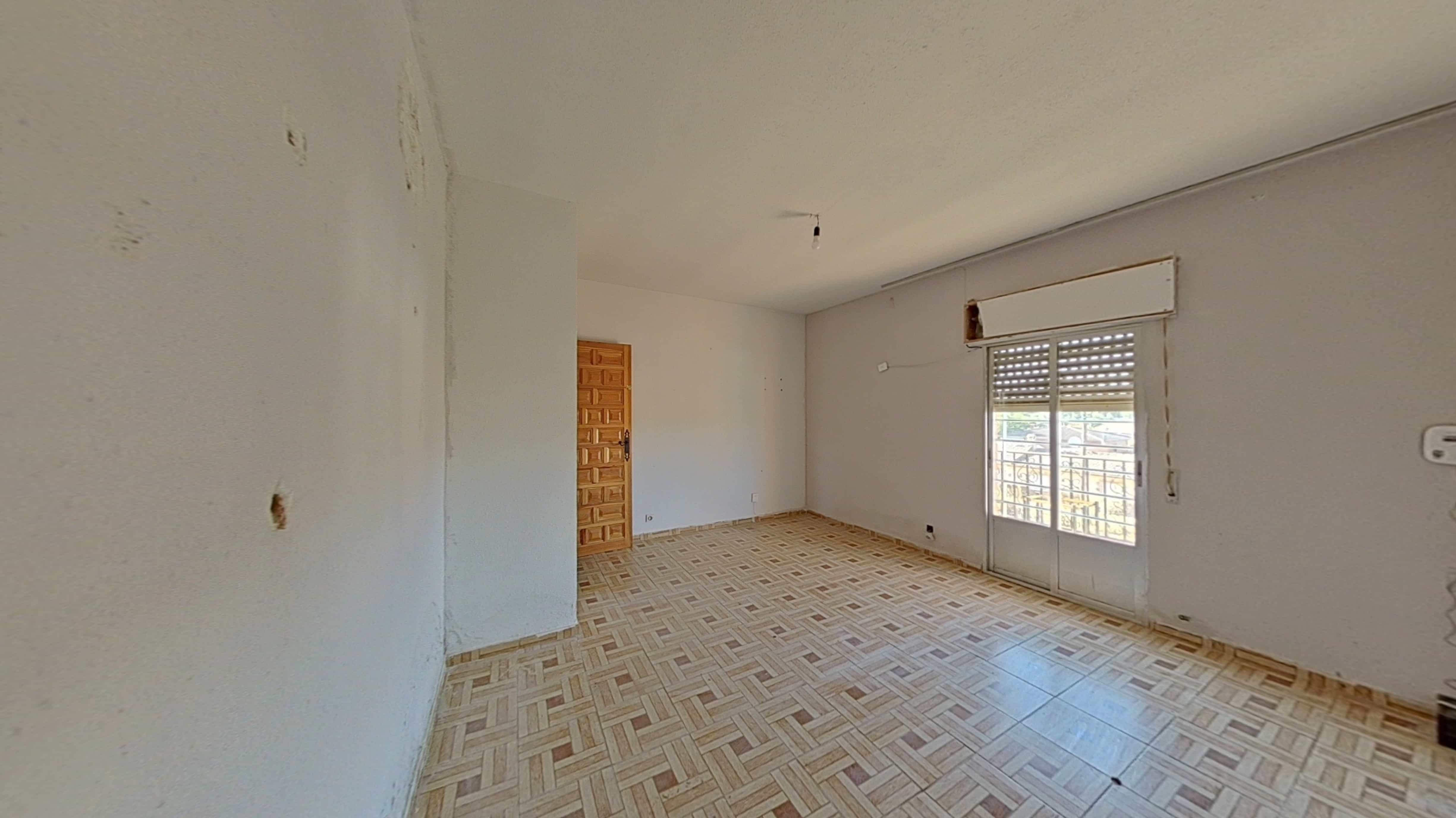 Townhouse for sale in calle Manuela Malasaña