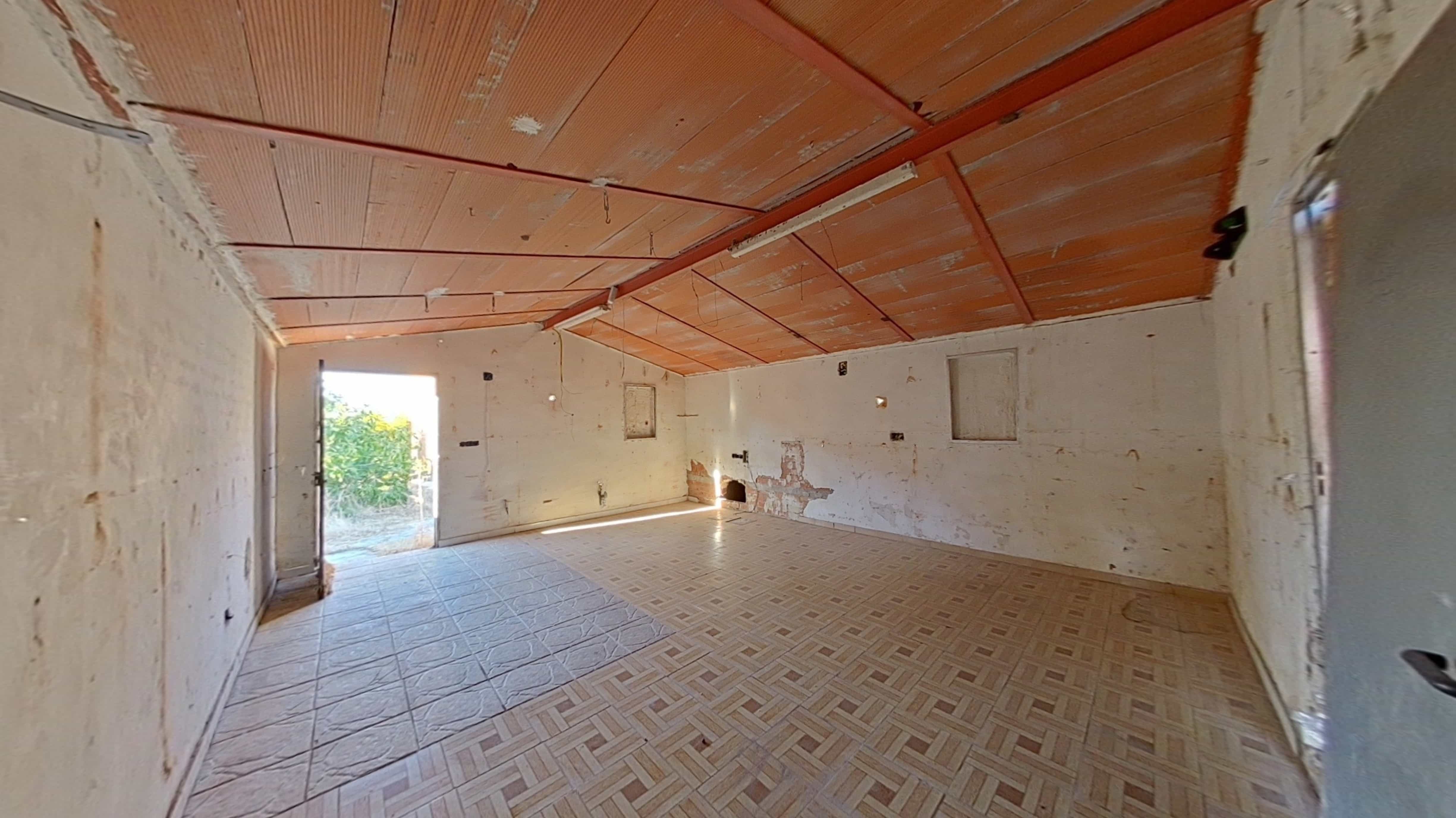 Townhouse for sale in calle Manuela Malasaña