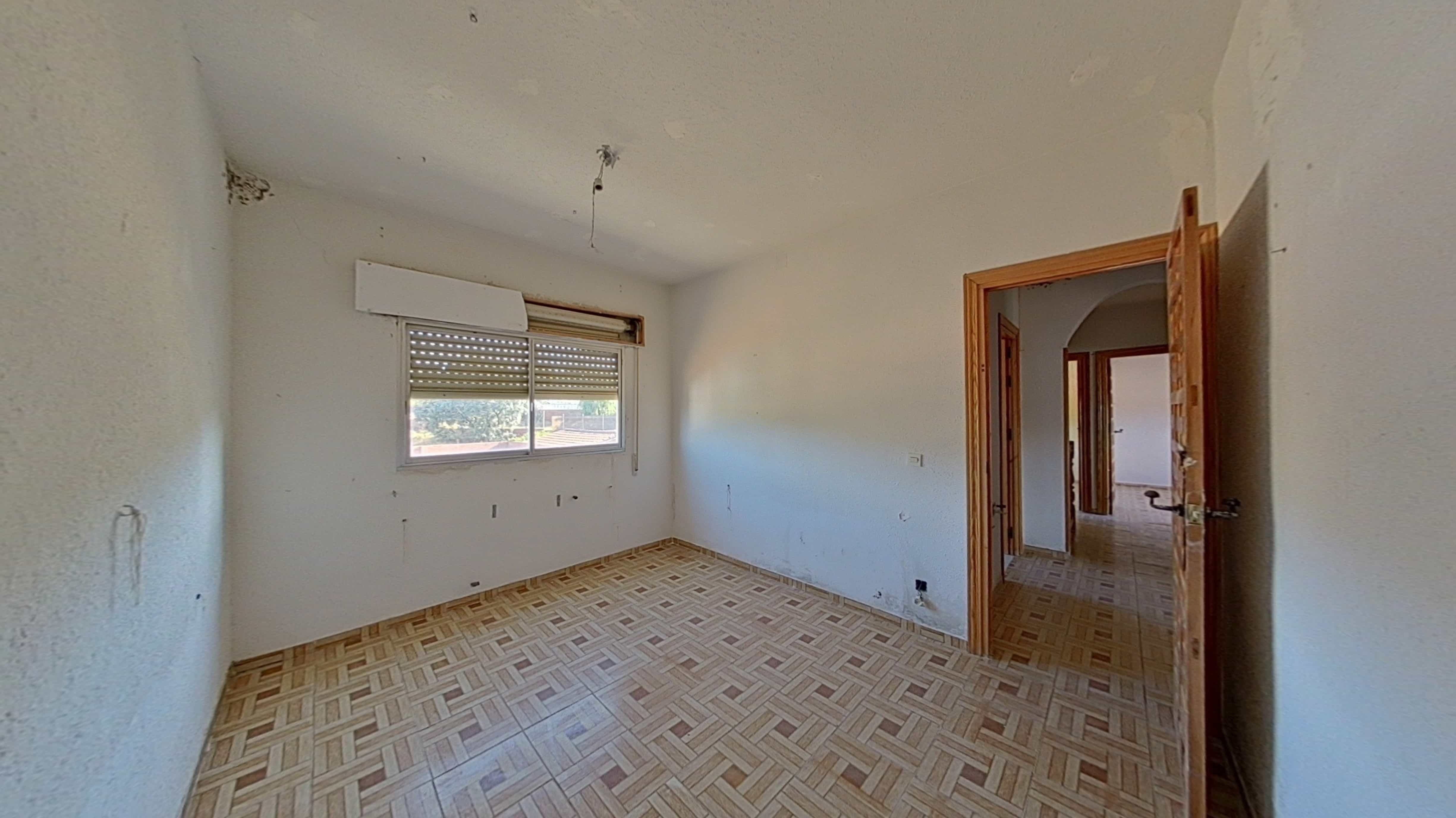 Townhouse for sale in calle Manuela Malasaña