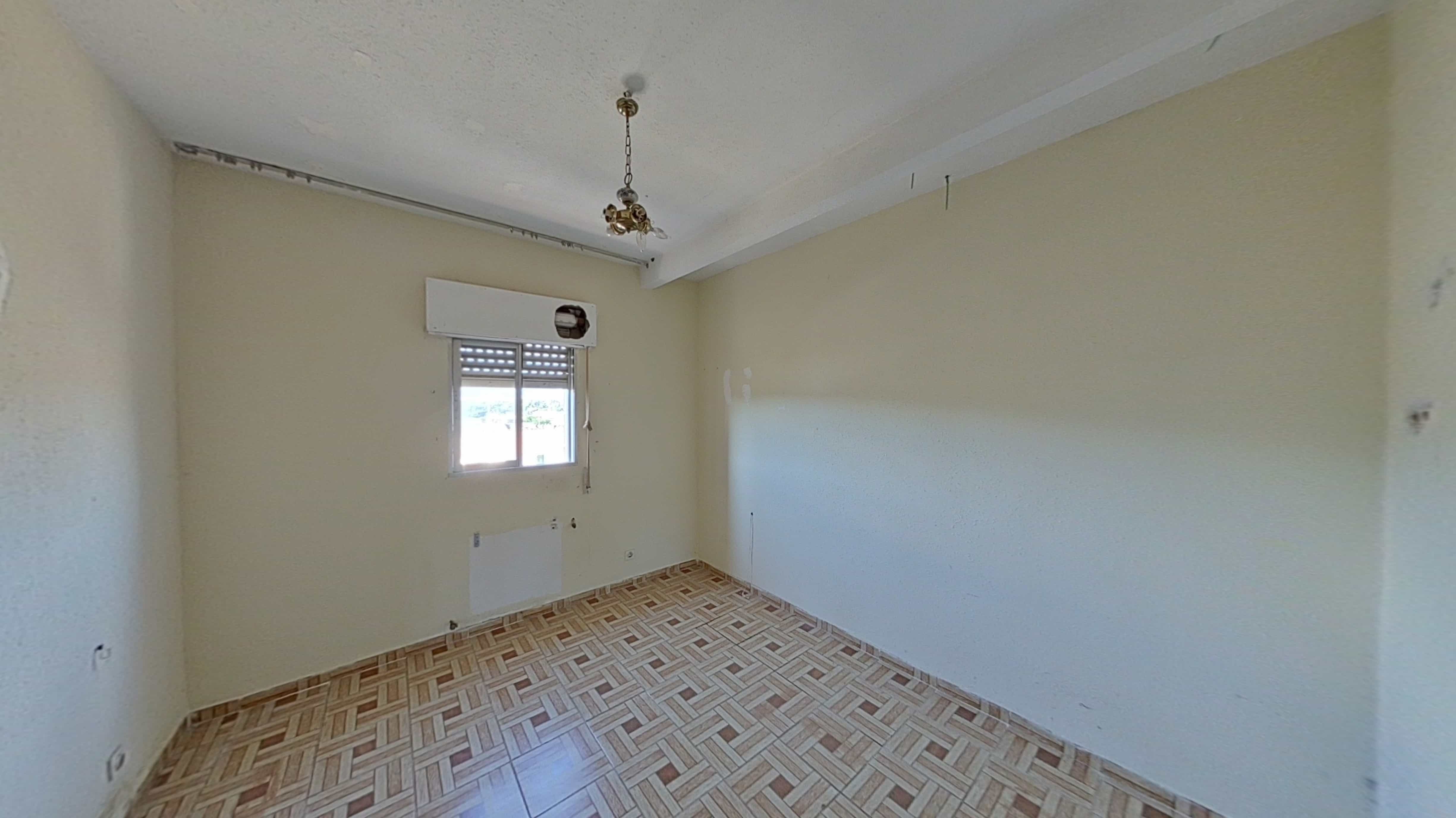 Townhouse for sale in calle Manuela Malasaña