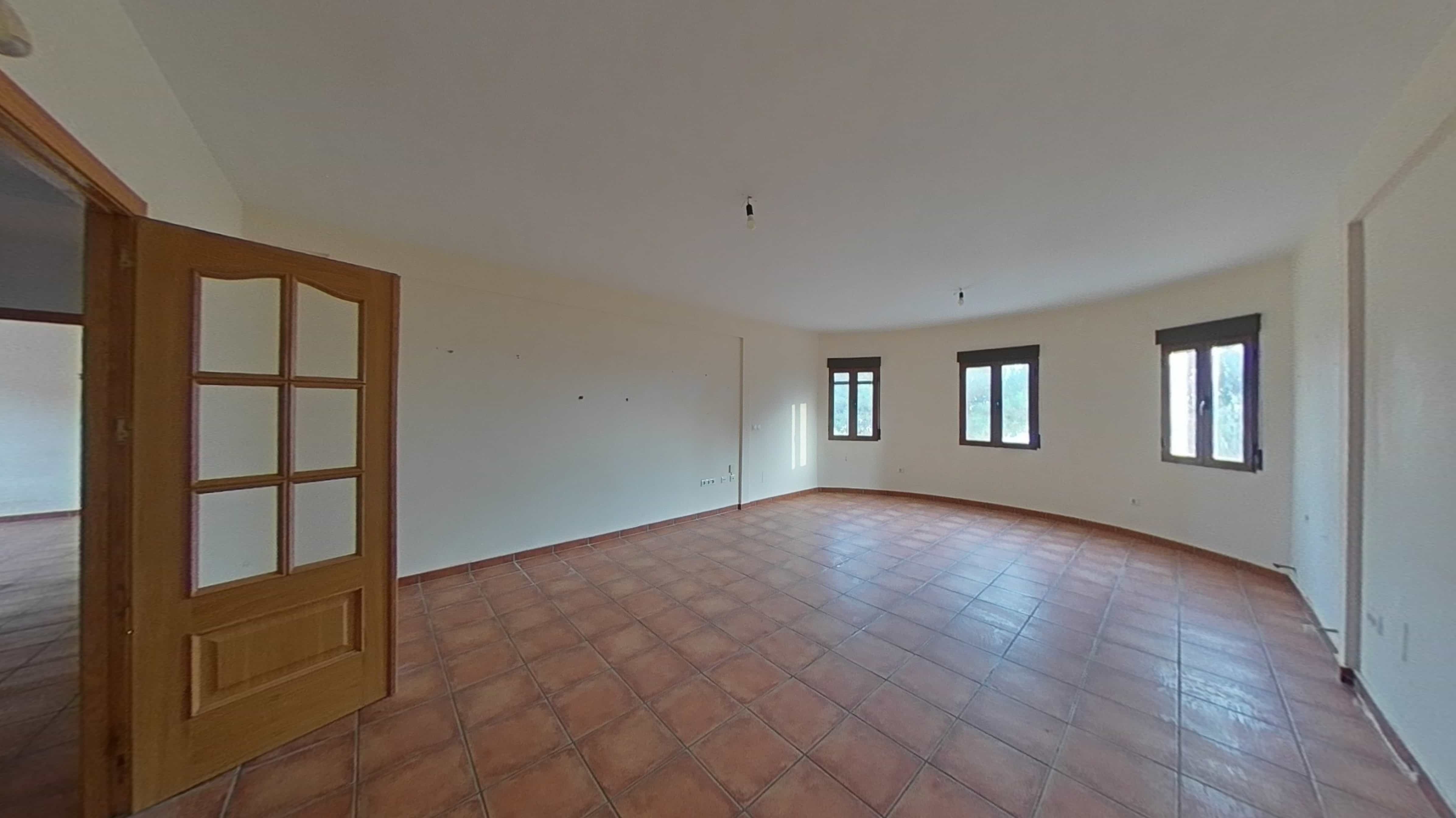 Piso en venta en calle Ugena