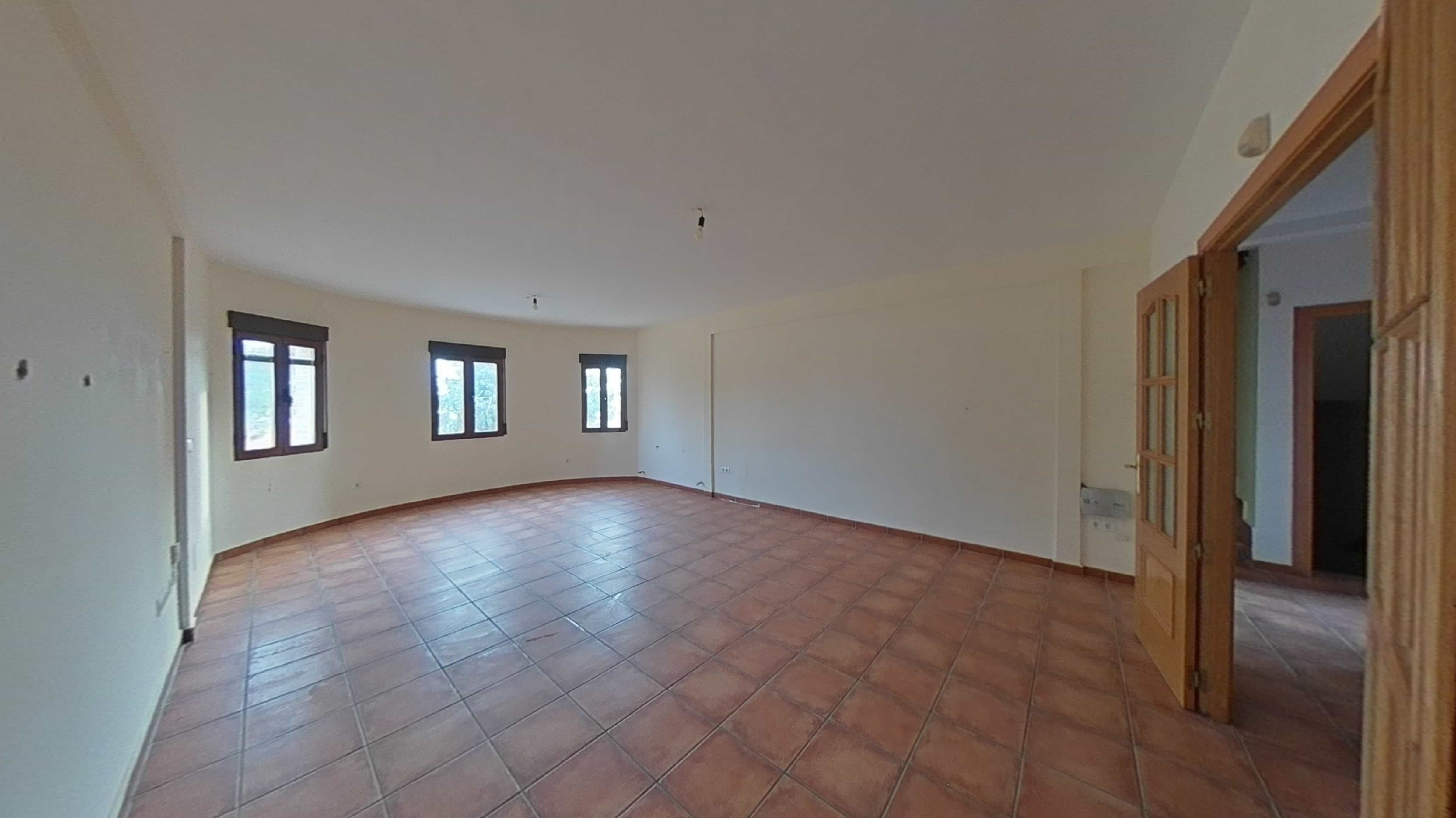 Piso en venta en calle Ugena