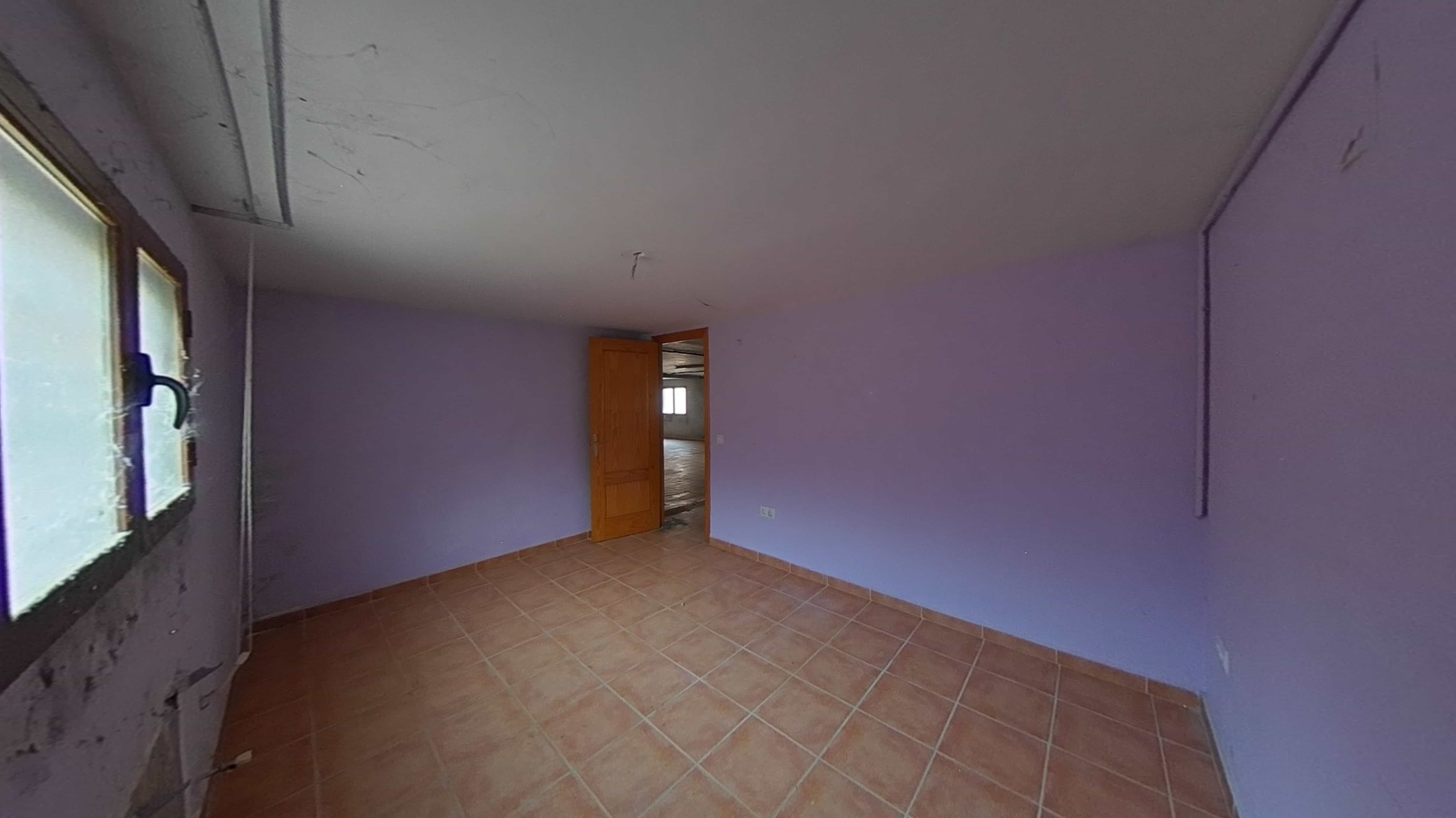 Piso en venta en calle Ugena