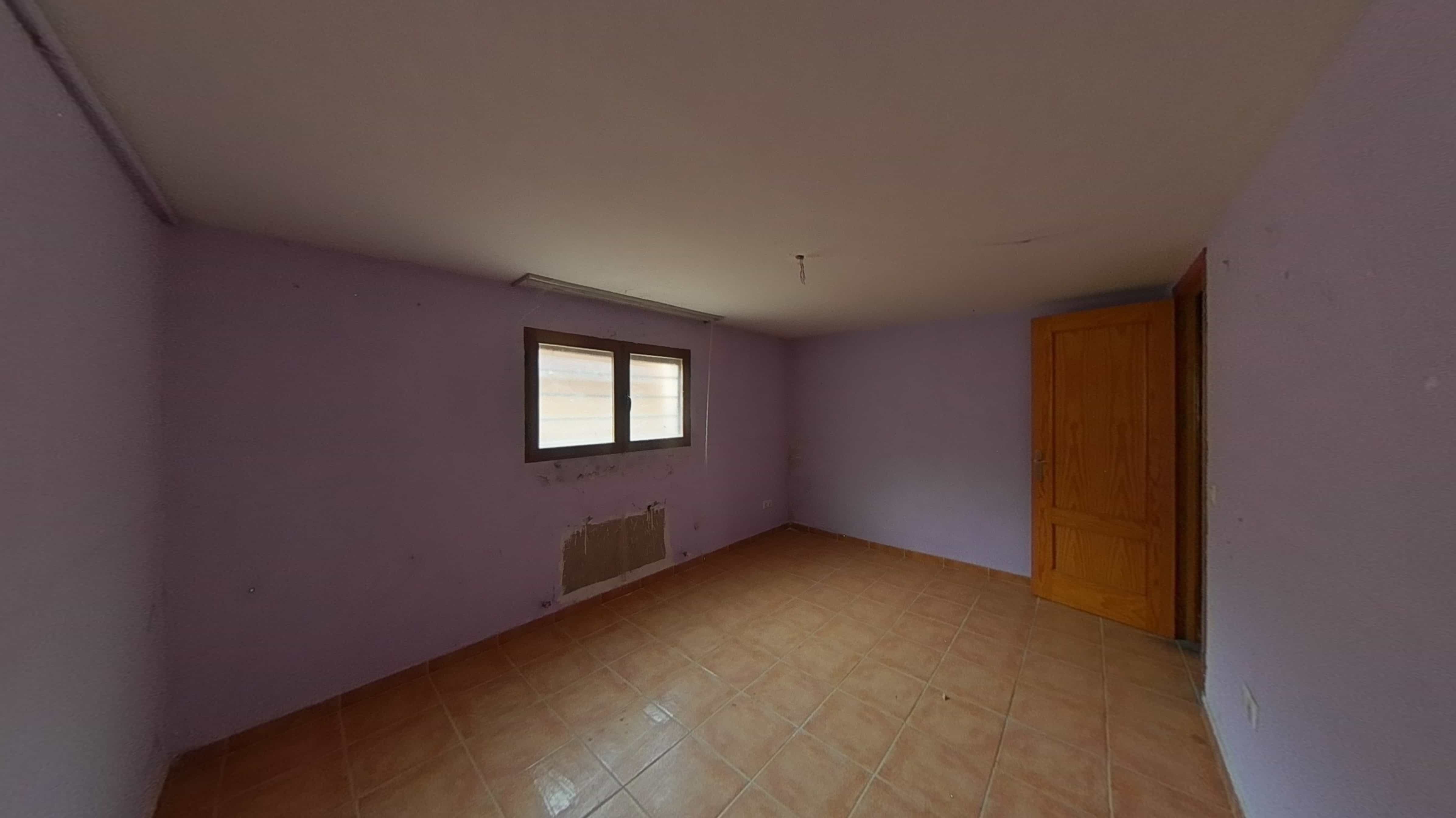 Piso en venta en calle Ugena