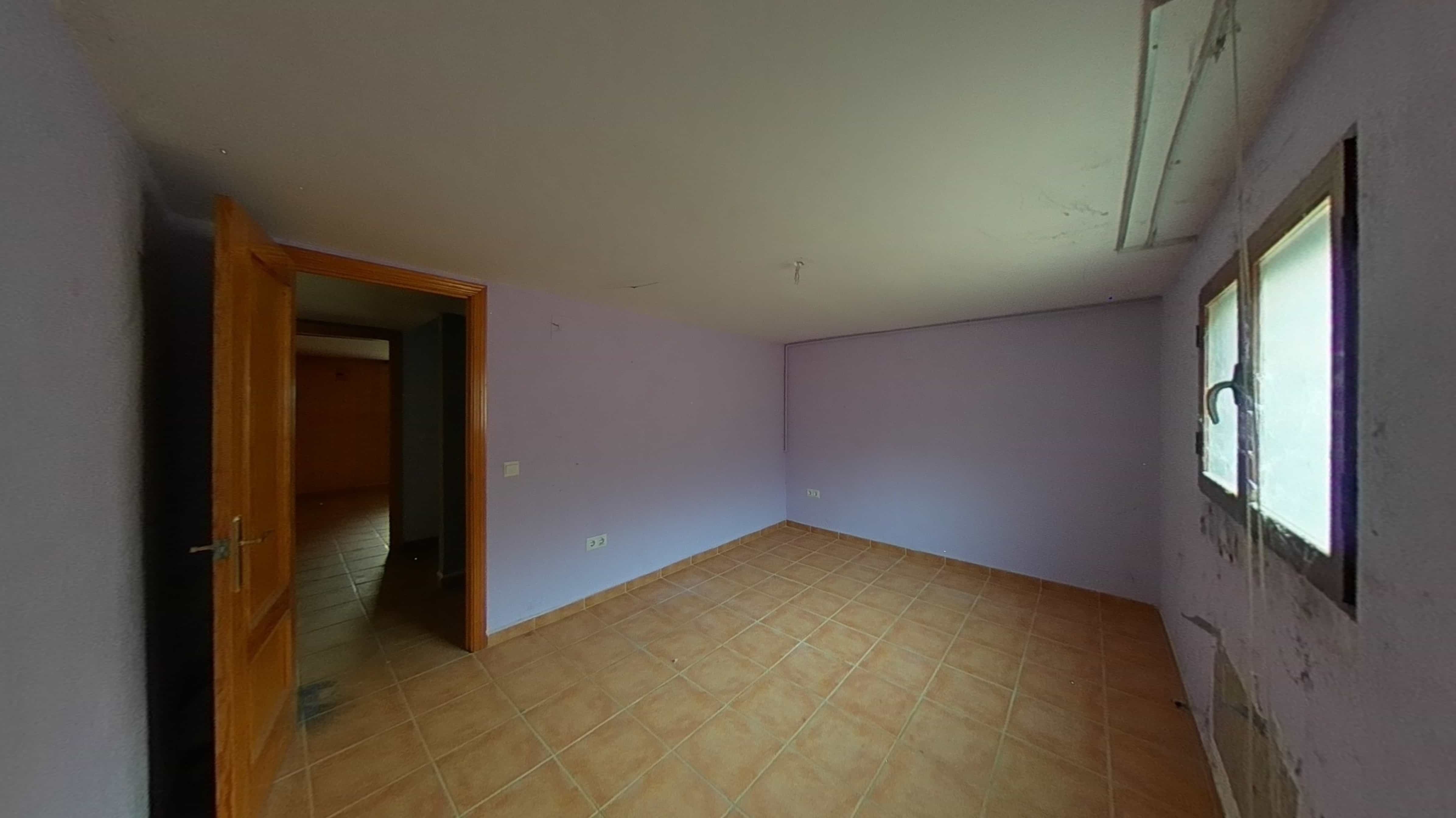 Piso en venta en calle Ugena