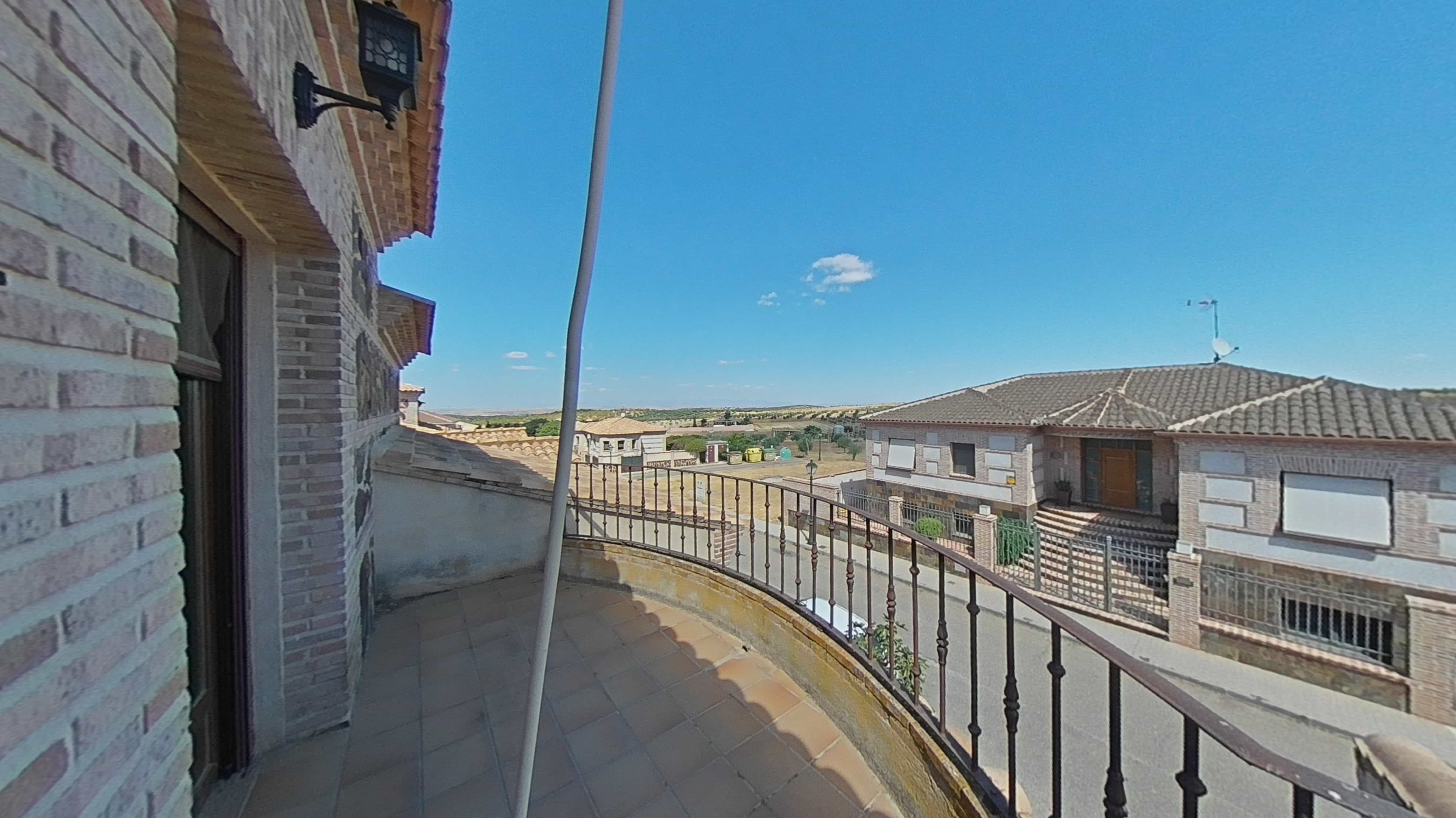 Piso en venta en calle Ugena