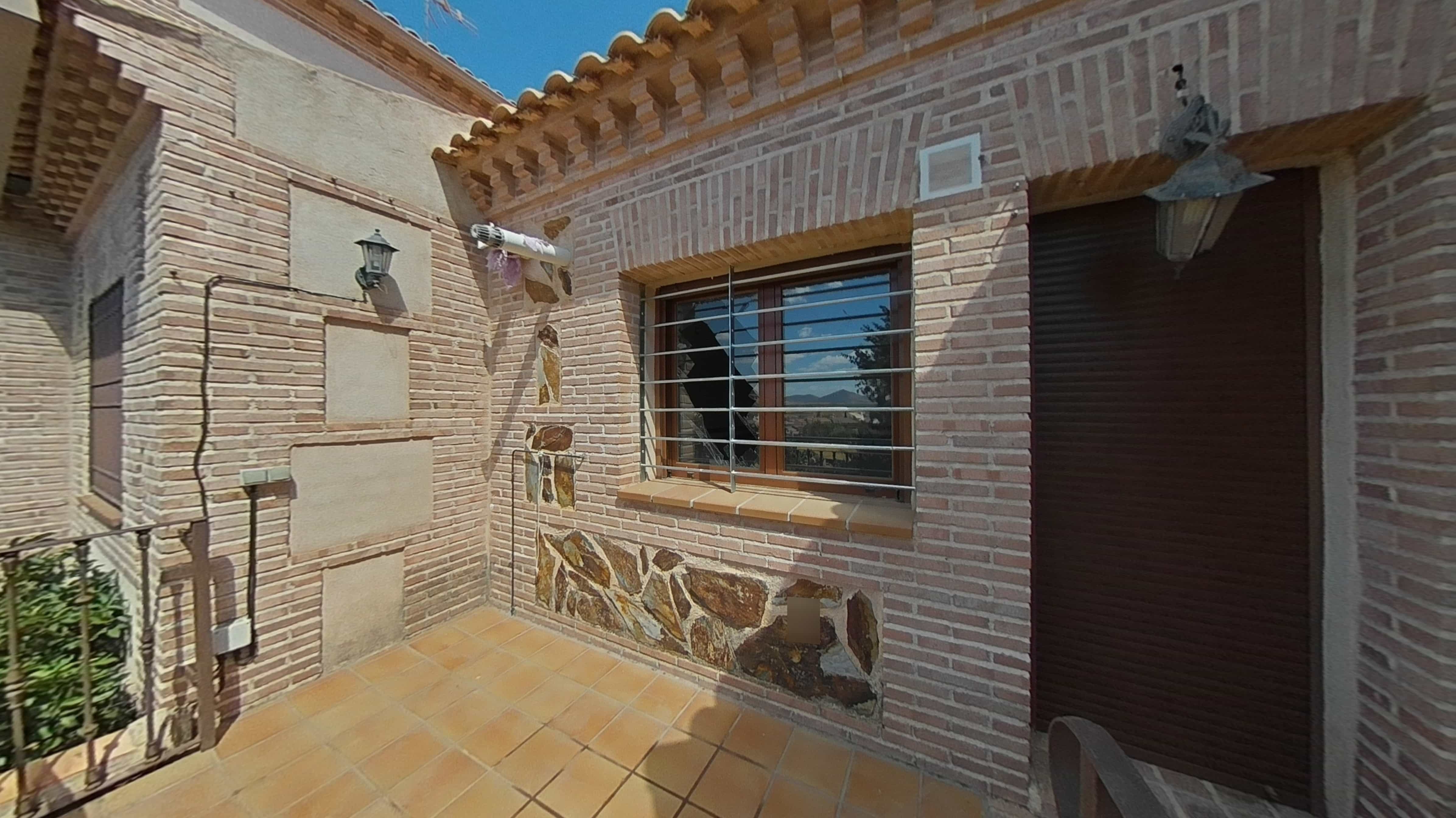 Piso en venta en calle Ugena