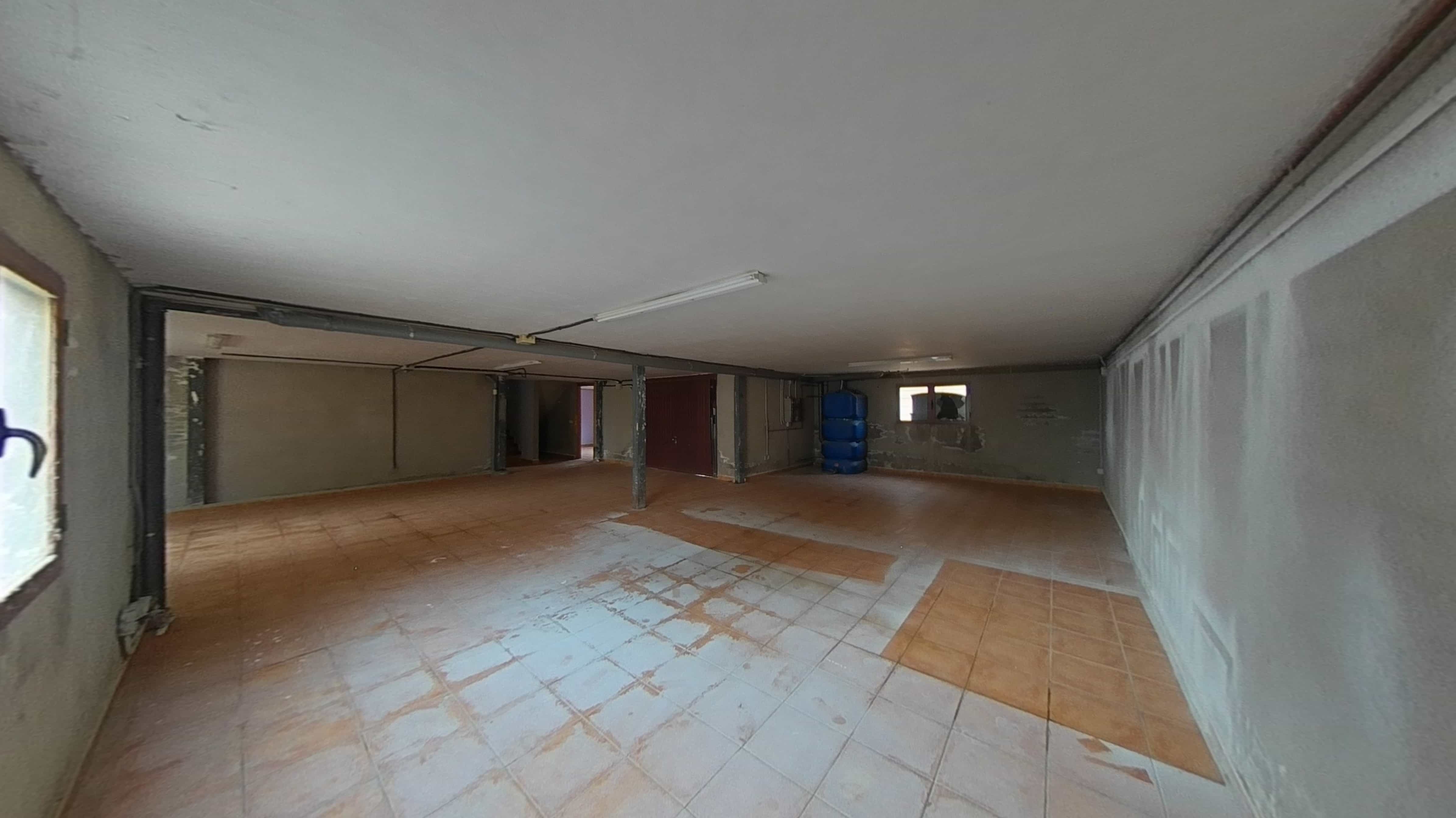 Piso en venta en calle Ugena