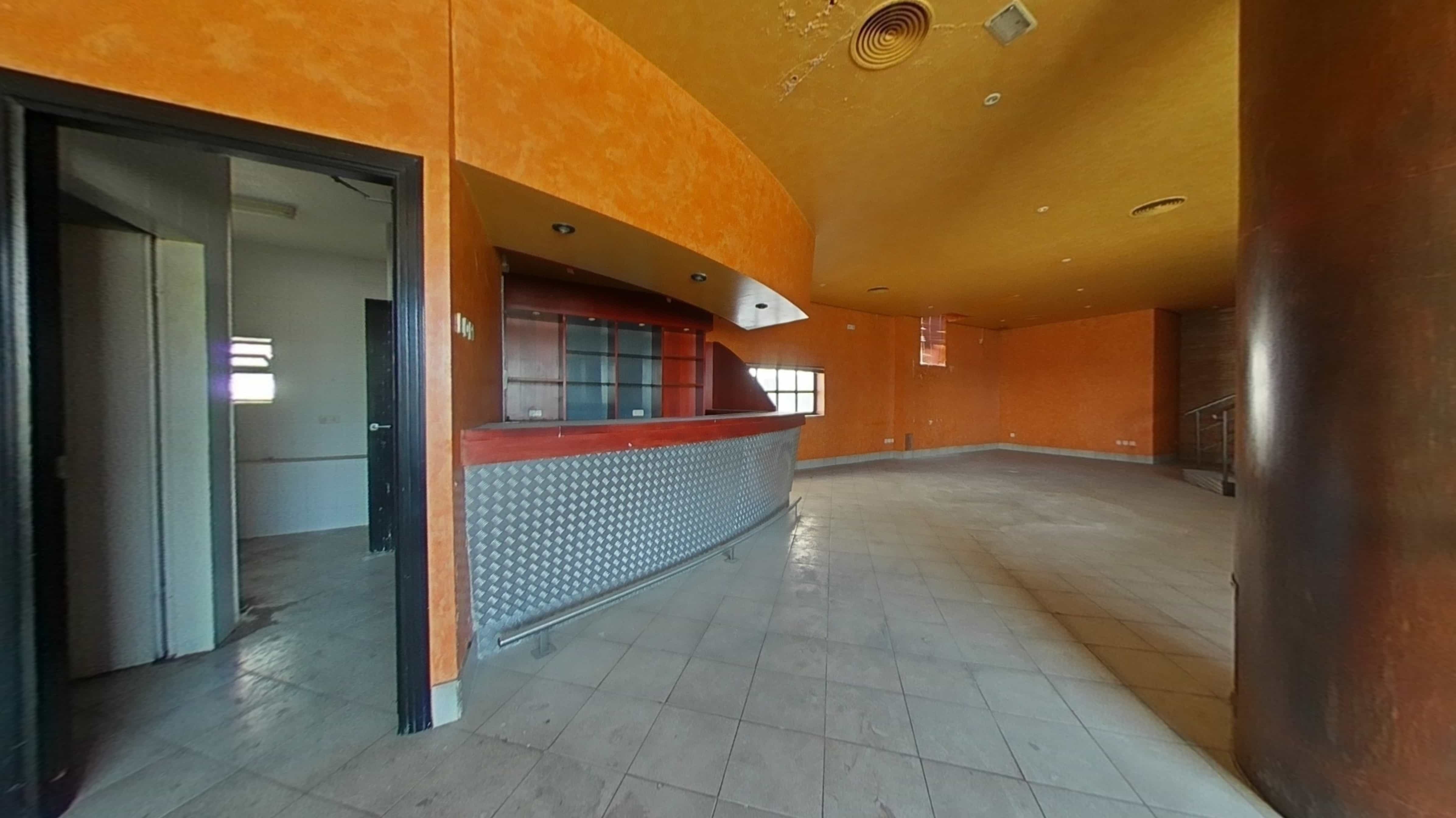 Local en venta en ronda Buenavista