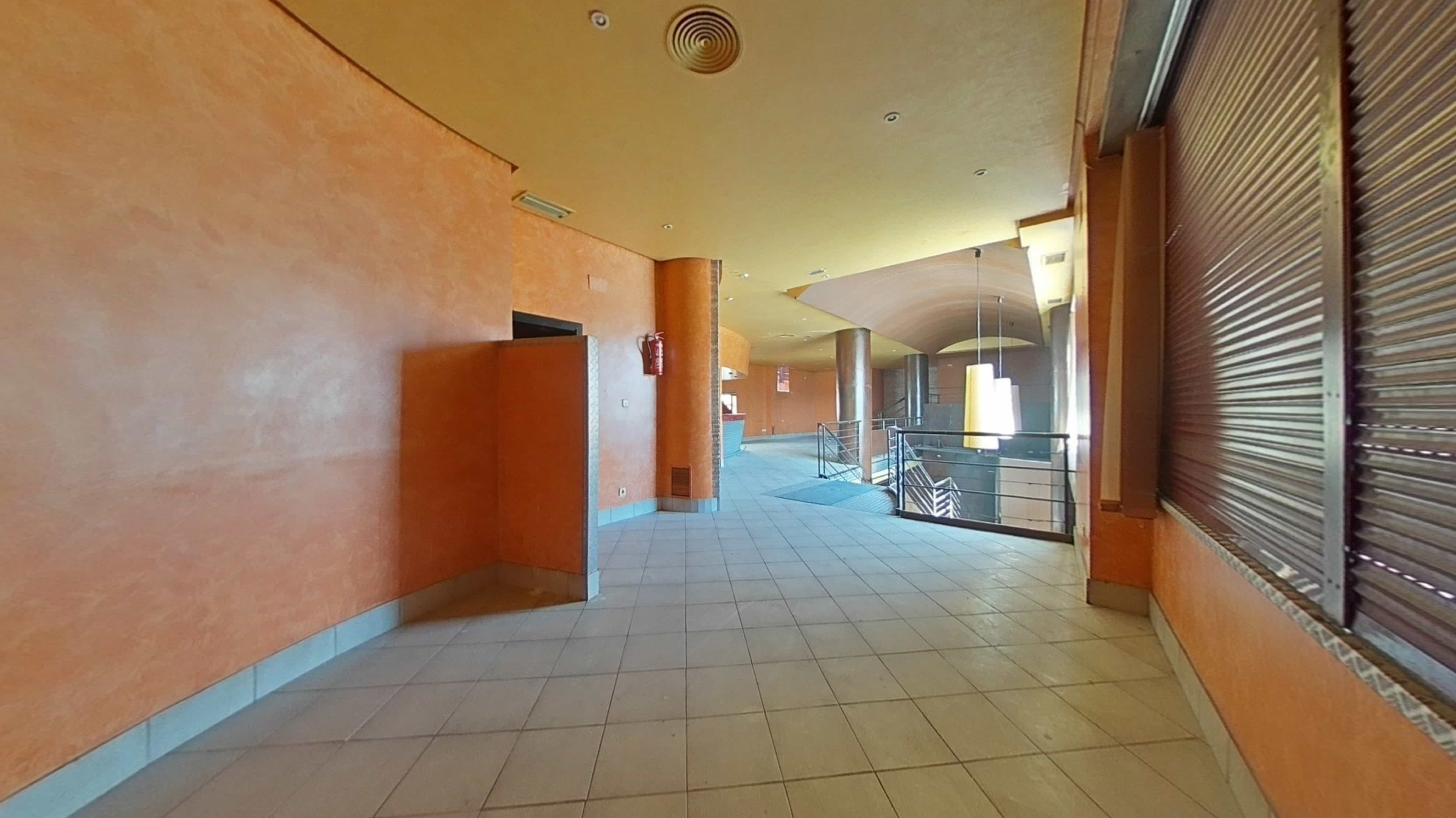 Local en venta en ronda Buenavista