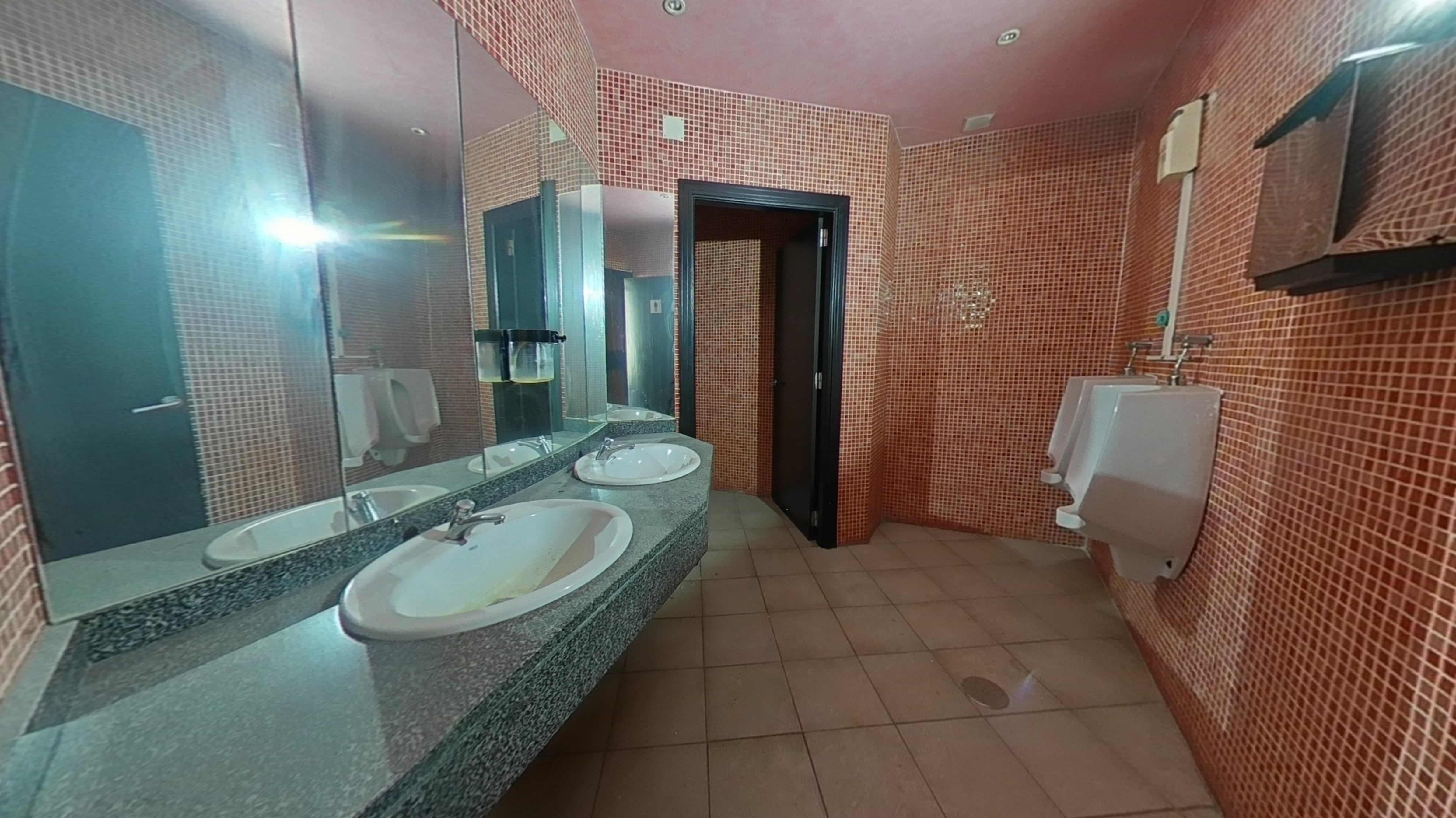 Local en venta en ronda Buenavista