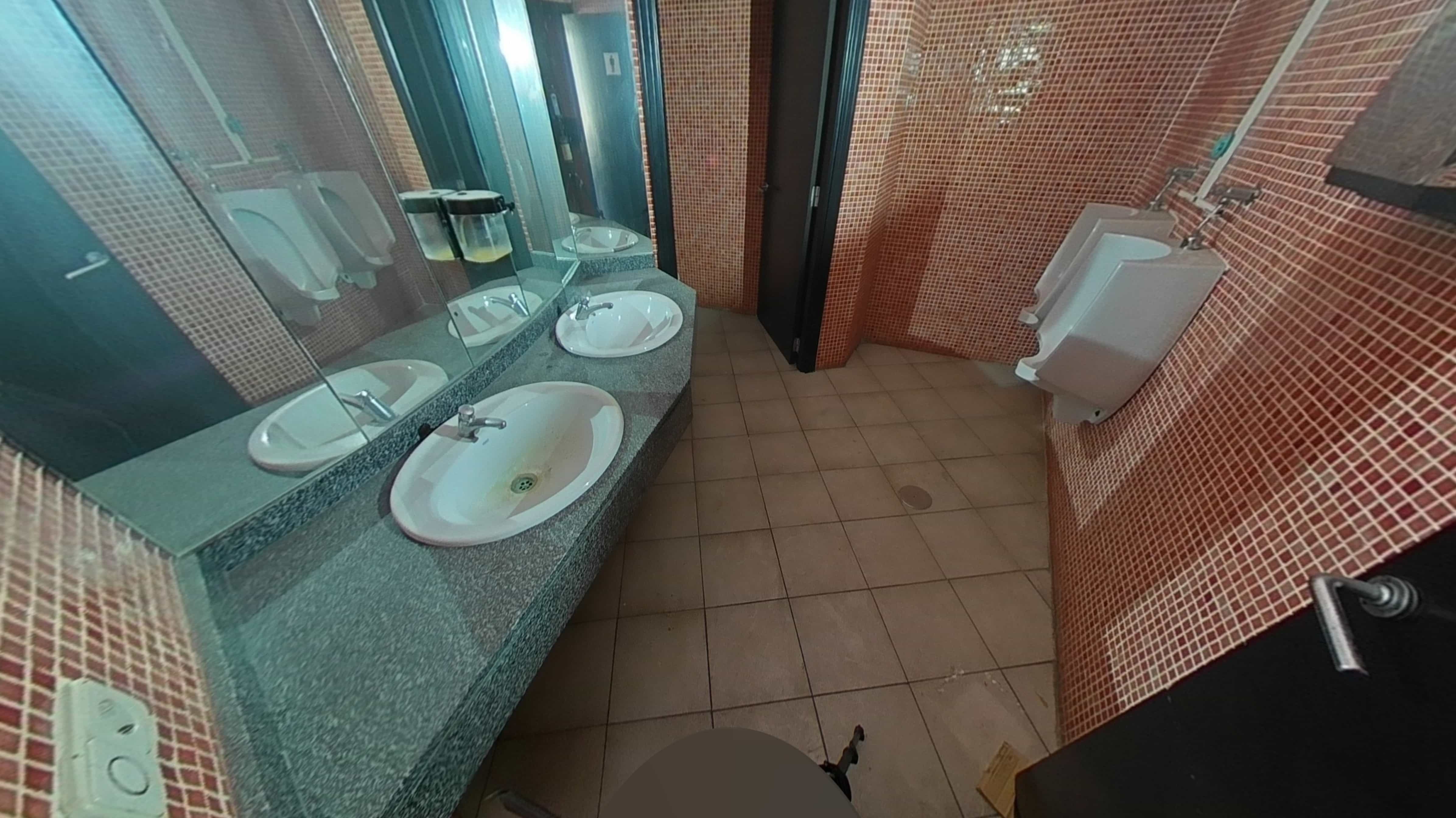 Local en venta en ronda Buenavista