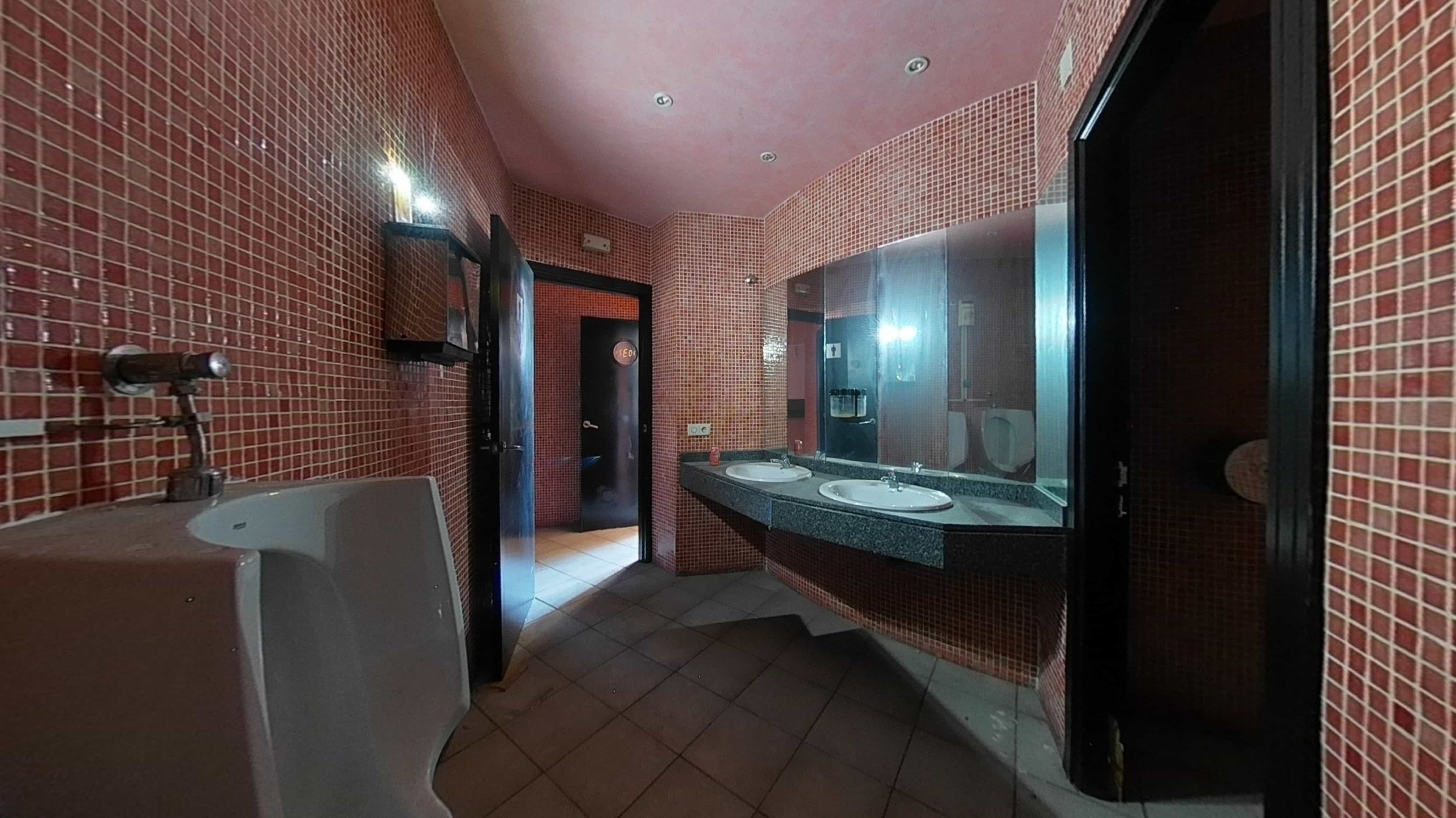 Local en venta en ronda Buenavista