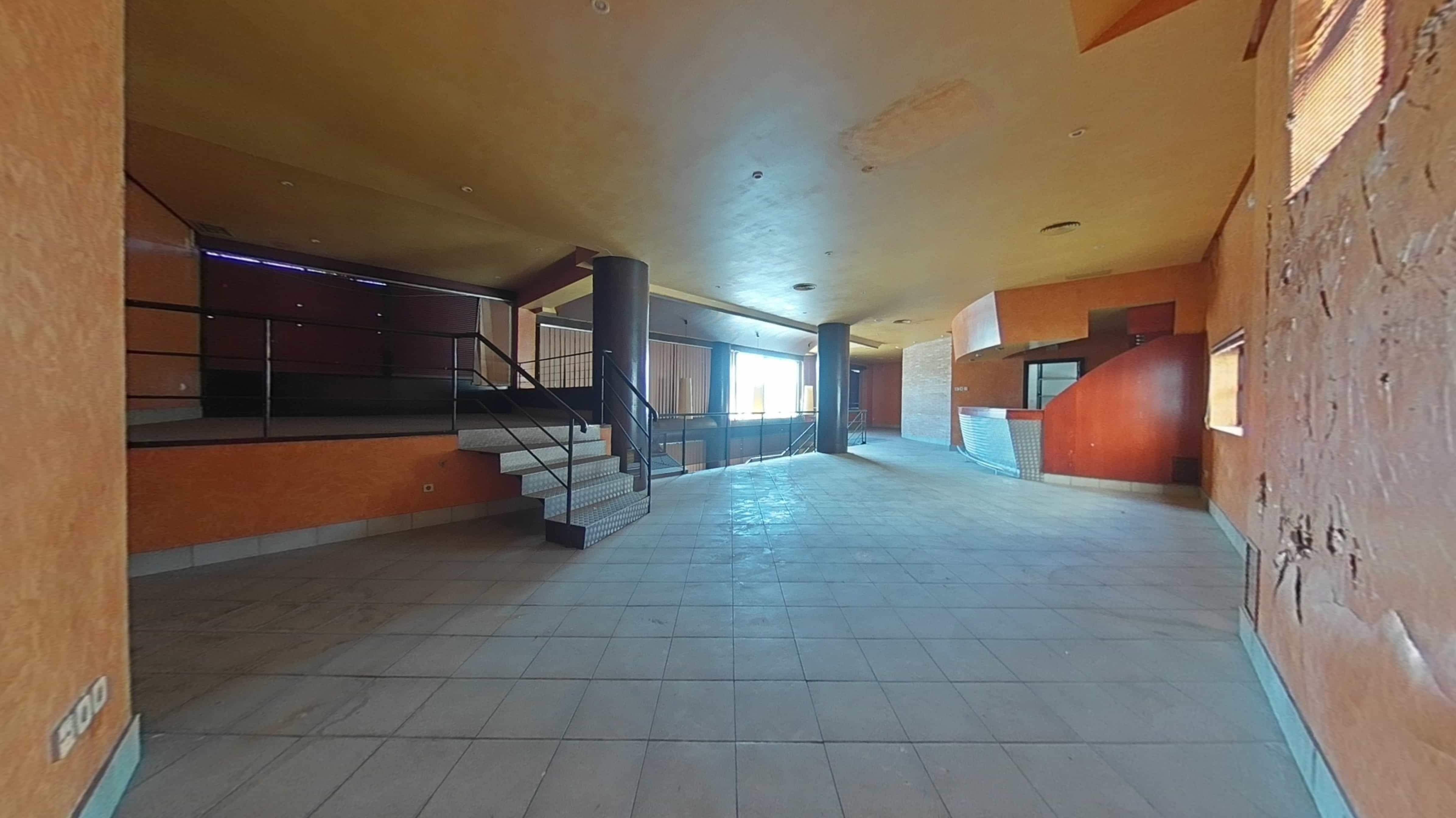 Local en venta en ronda Buenavista