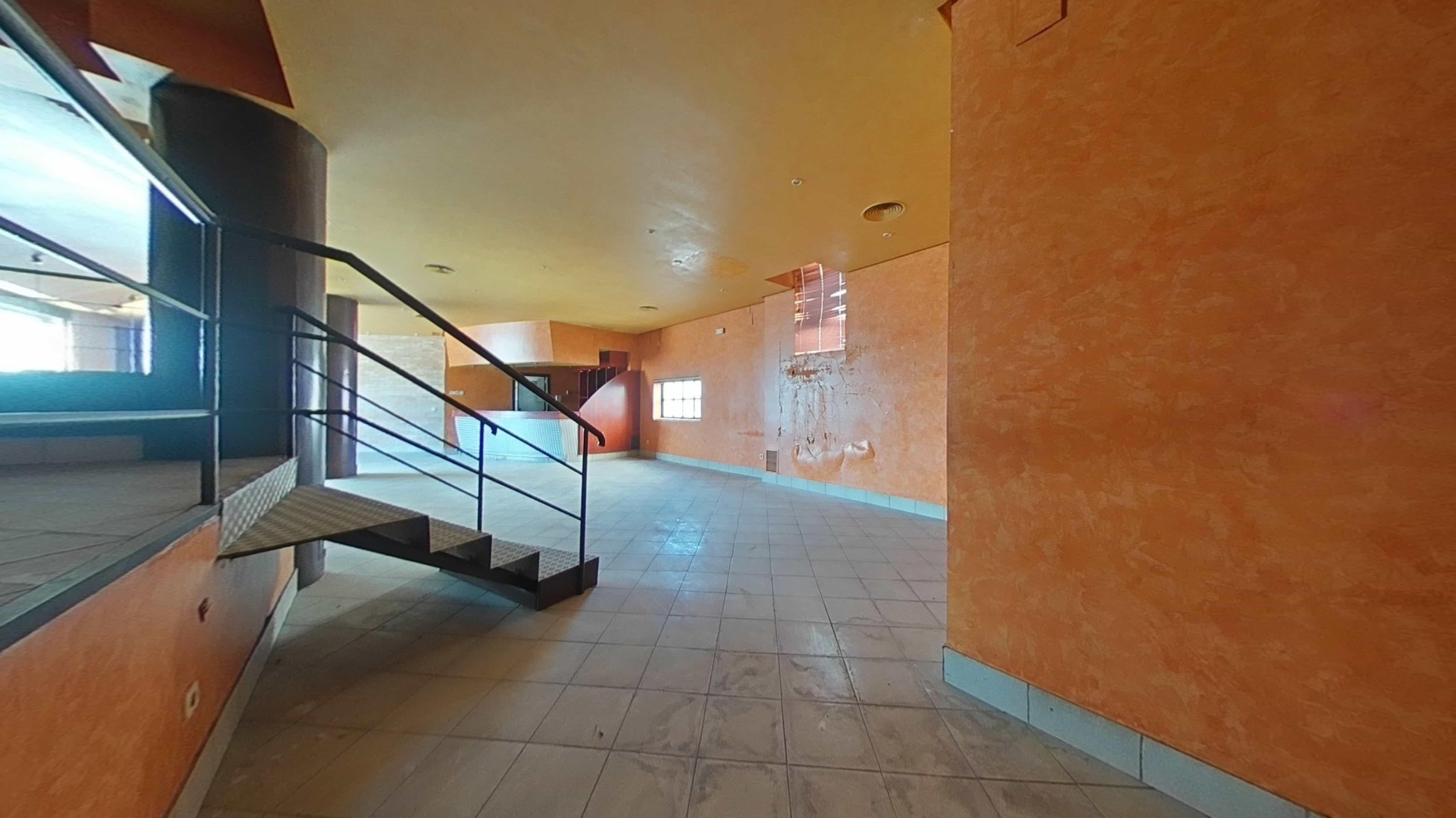 Local en venta en ronda Buenavista