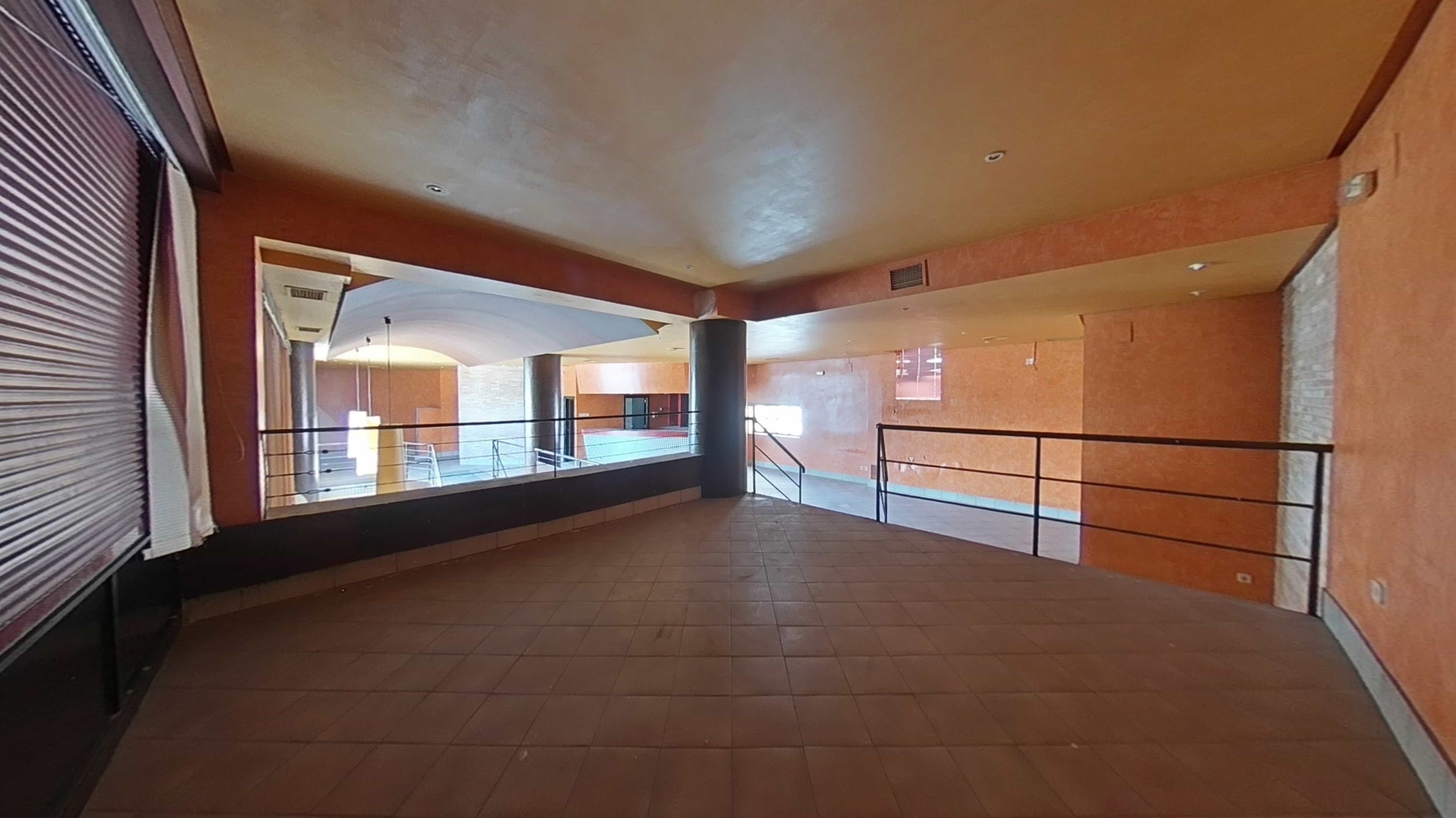 Local en venta en ronda Buenavista