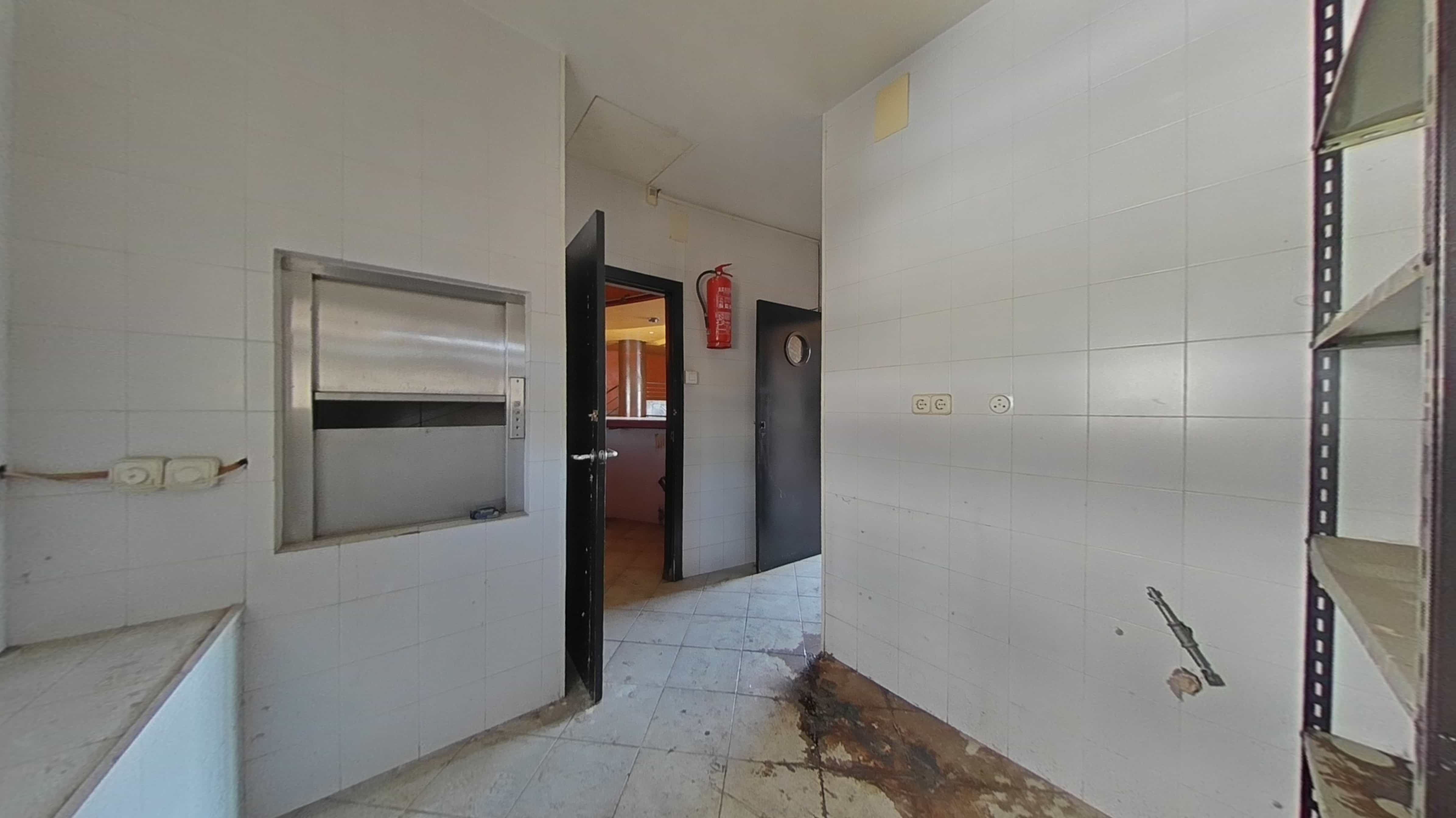 Local en venta en ronda Buenavista