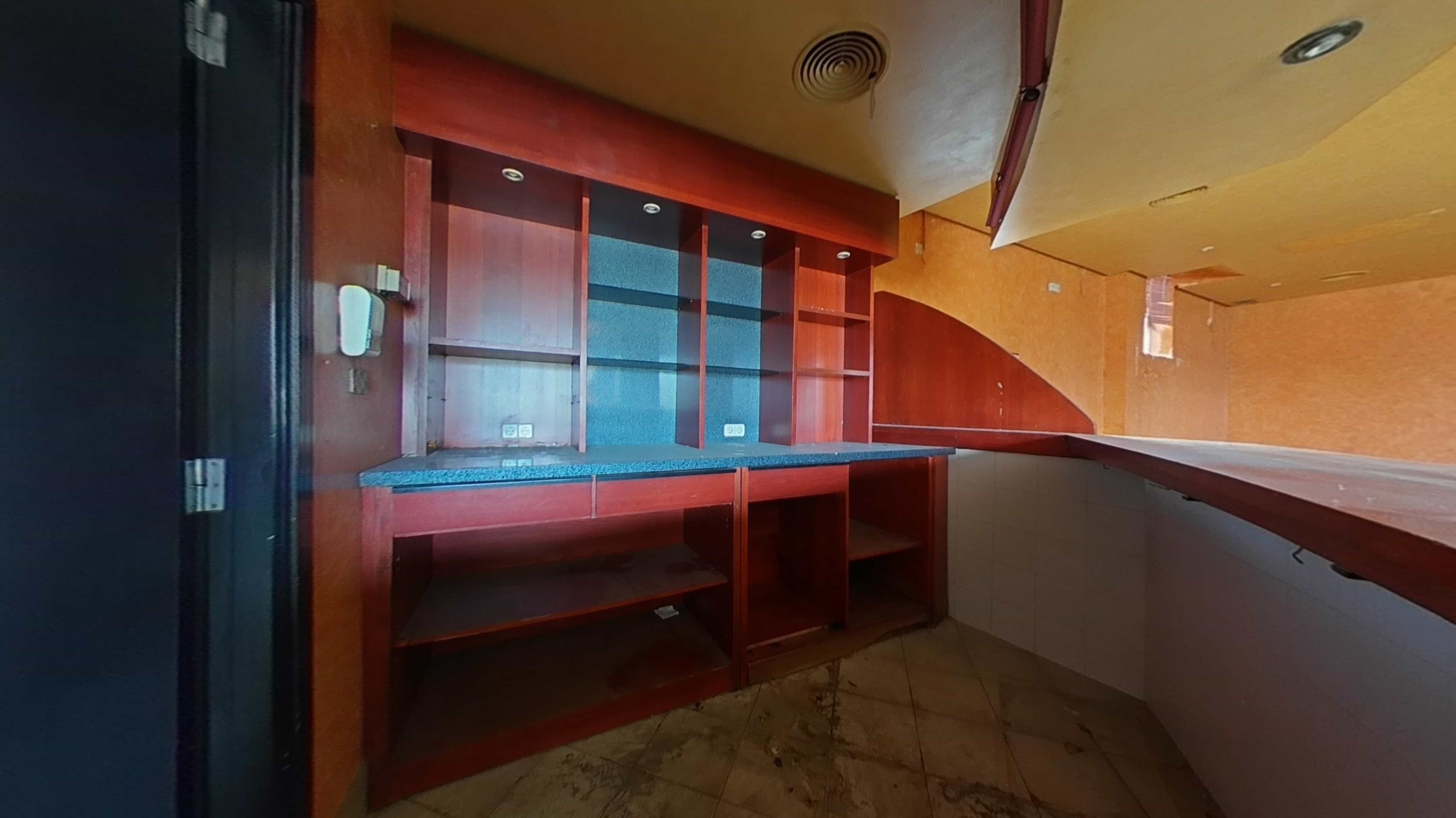 Local en venta en ronda Buenavista