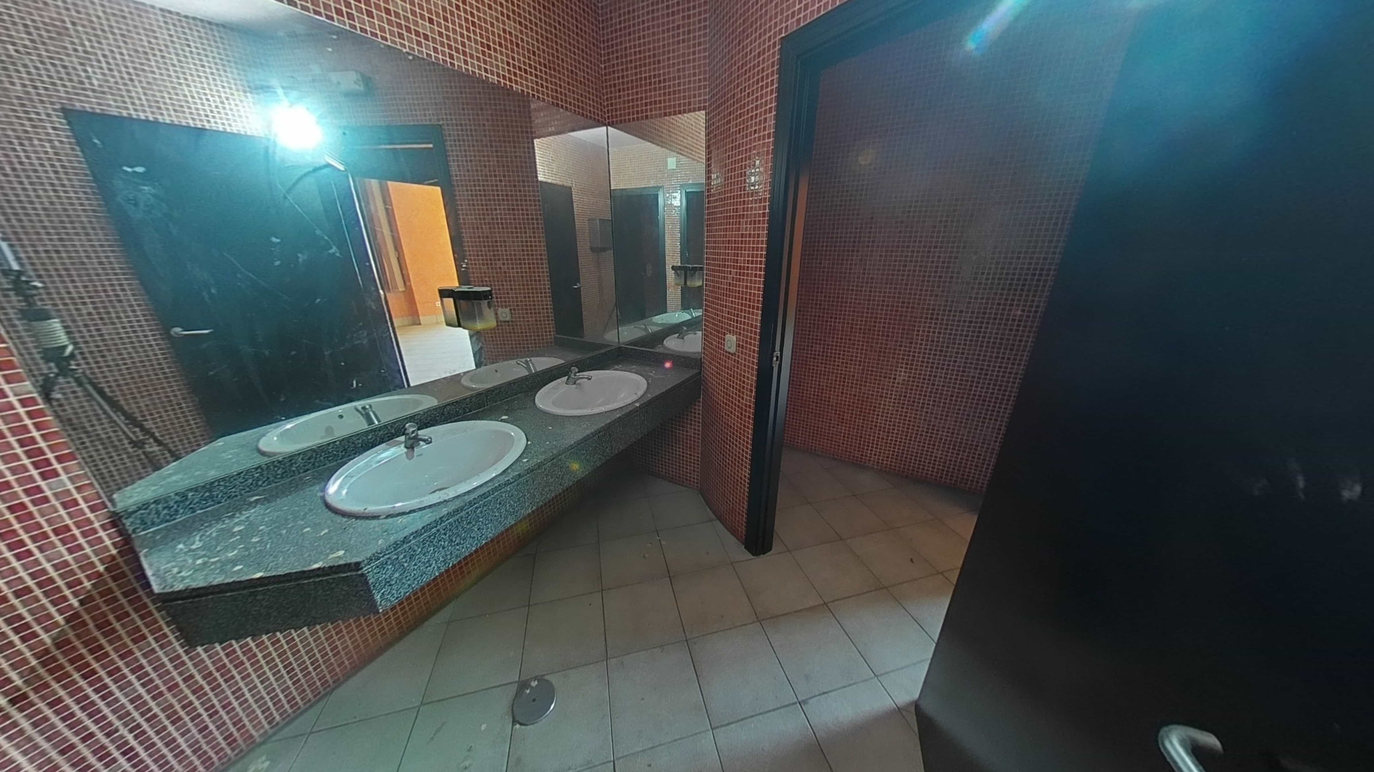 Local en venta en ronda Buenavista