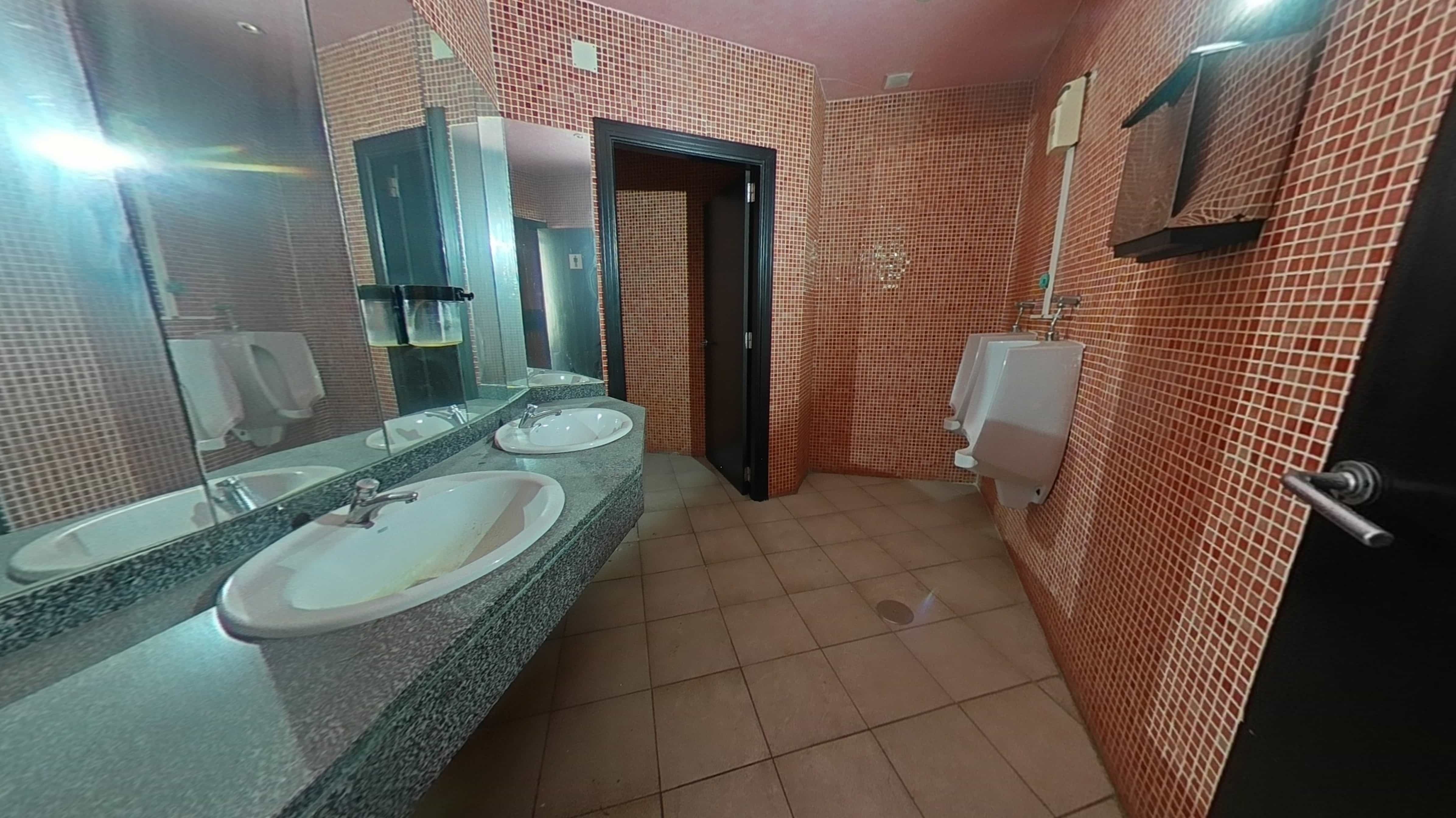 Local en venta en ronda Buenavista