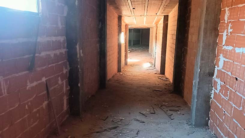 Obra parada en venta en calle José Antonio