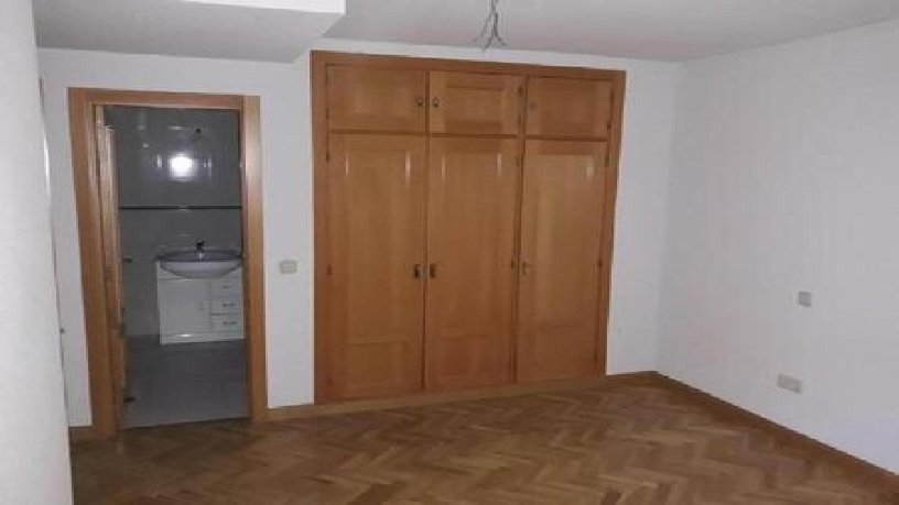 Garage for sale in calle Mariana Pineda