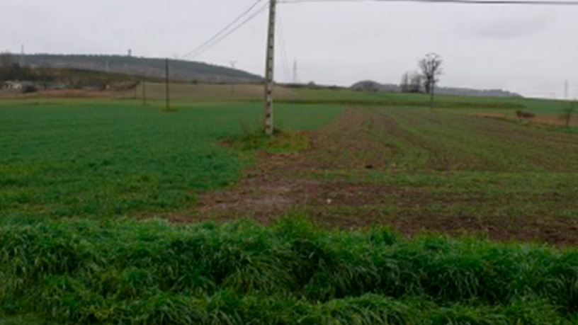 Terreno urbanizable en venta en calle Los Castaños (villat)