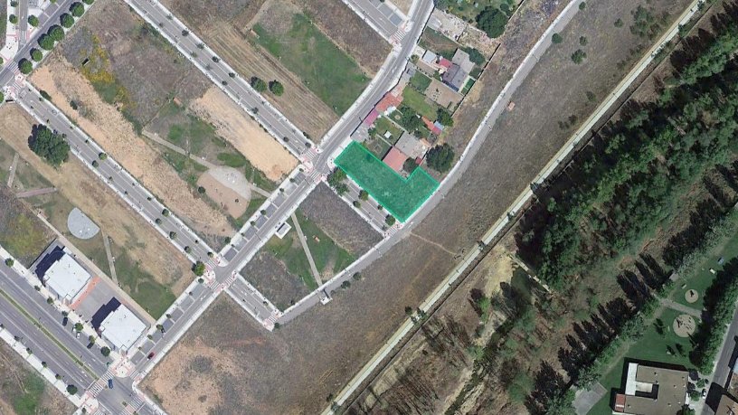 Terreno urbano en venta en calle Londres