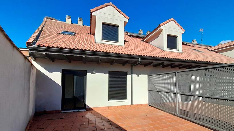 Flat for sale in calle Emiliano Alonso Sanchez Lomba, Res. Alto
