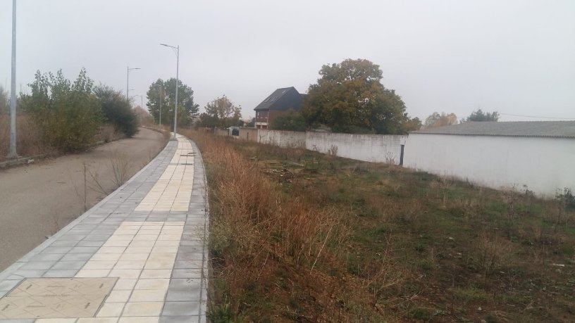 Terreno urbano en venta en calle S Pedro Castro