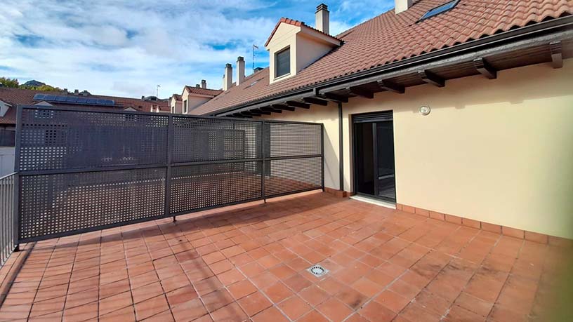 Flat for sale in calle Emiliano Alonso Sanchez Lomba, Res. Alto