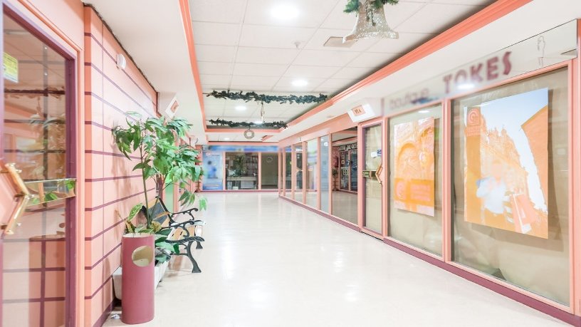 Commercial premises for sale in calle Zamora