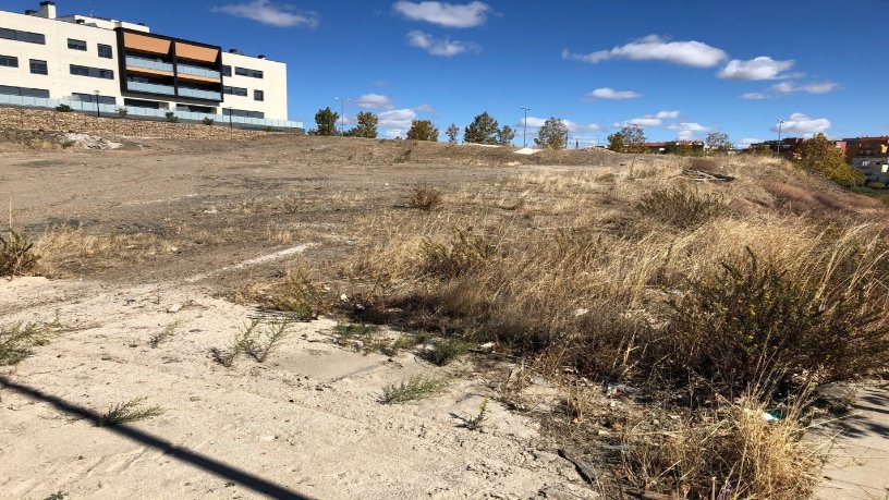 Terrain urbain à vendre à calle Emilio Alarcos