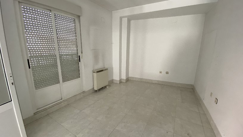 Flat for sale in calle Beltrana