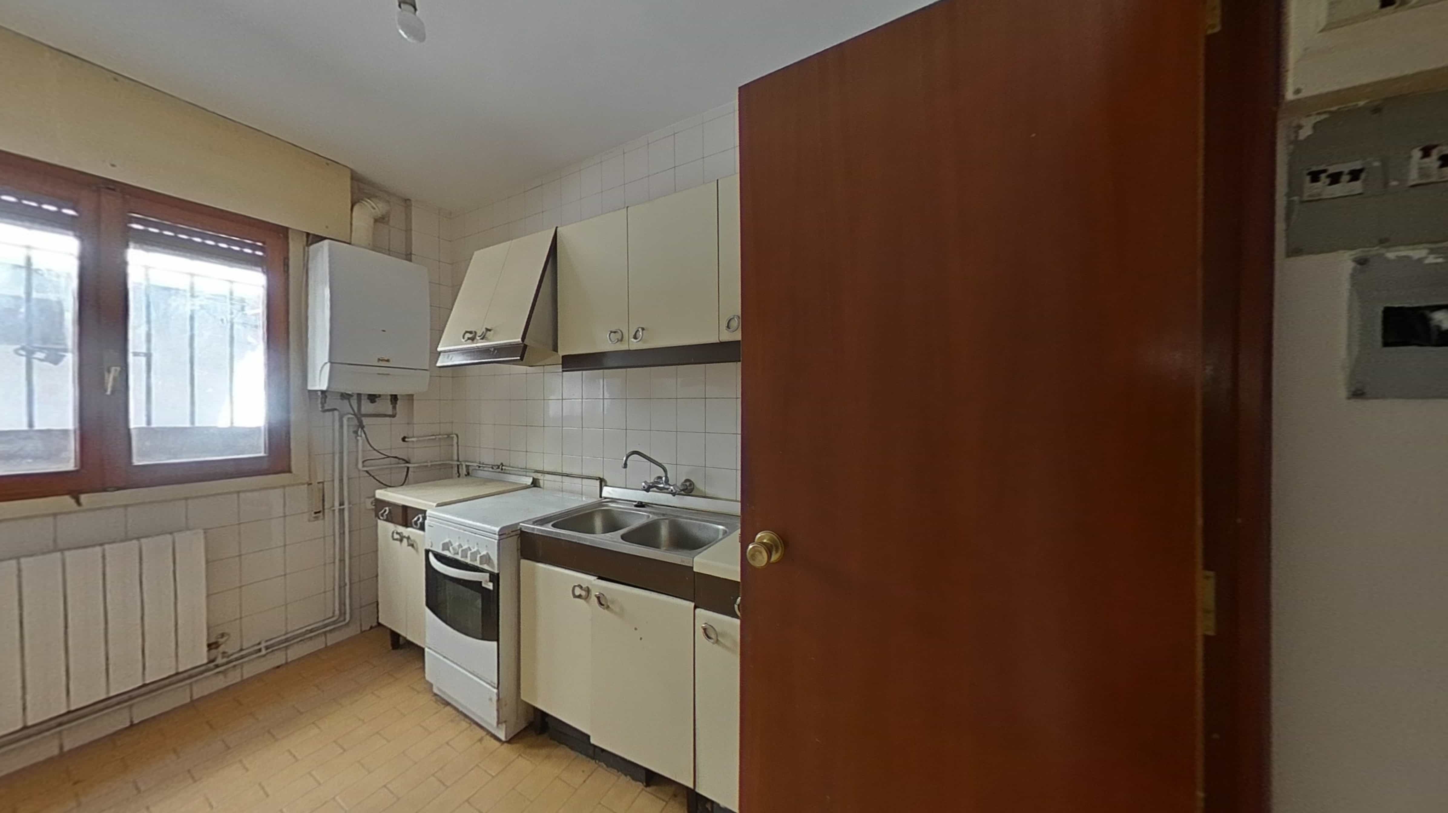 Piso en venta en plaza Doctor Gila-del