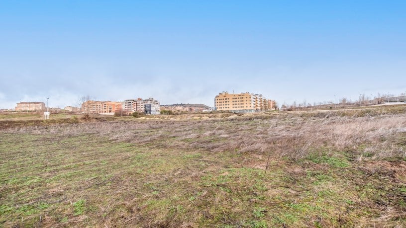 Developable land for sale in calle Manuel del Rio Nº 56e