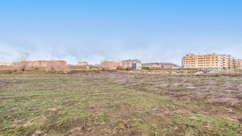 Developable land for sale in calle Manuel del Rio Nº 56e