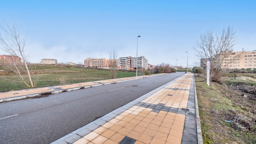 Developable land for sale in calle Manuel del Rio Nº 56e