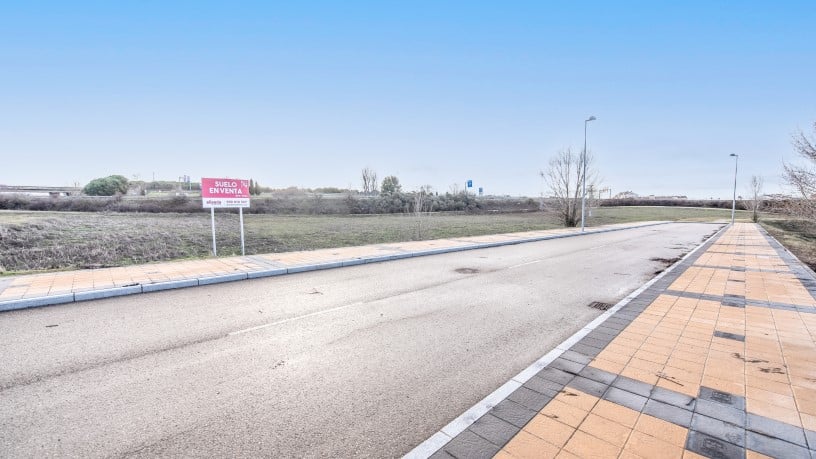 Developable land for sale in calle Manuel del Rio Nº 56e