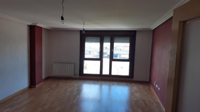 Flat for sale in calle La Galana 51