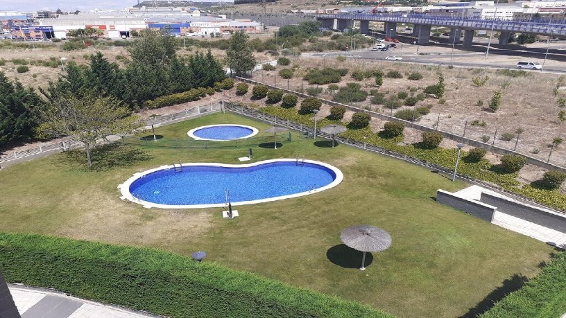 Flat for sale in calle La Galana 51