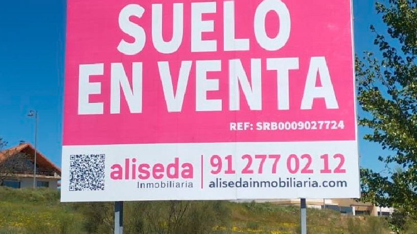 Terreno urbano en venta en calle Reyes Catolicos