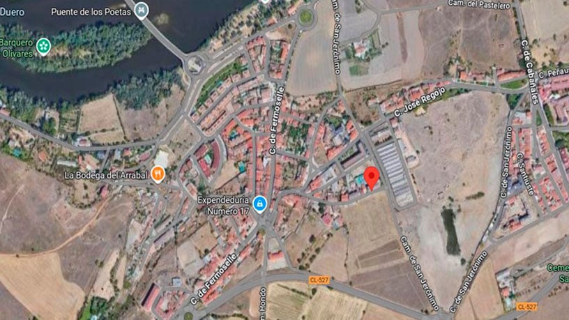 Work stopped for sale in calle San Roque