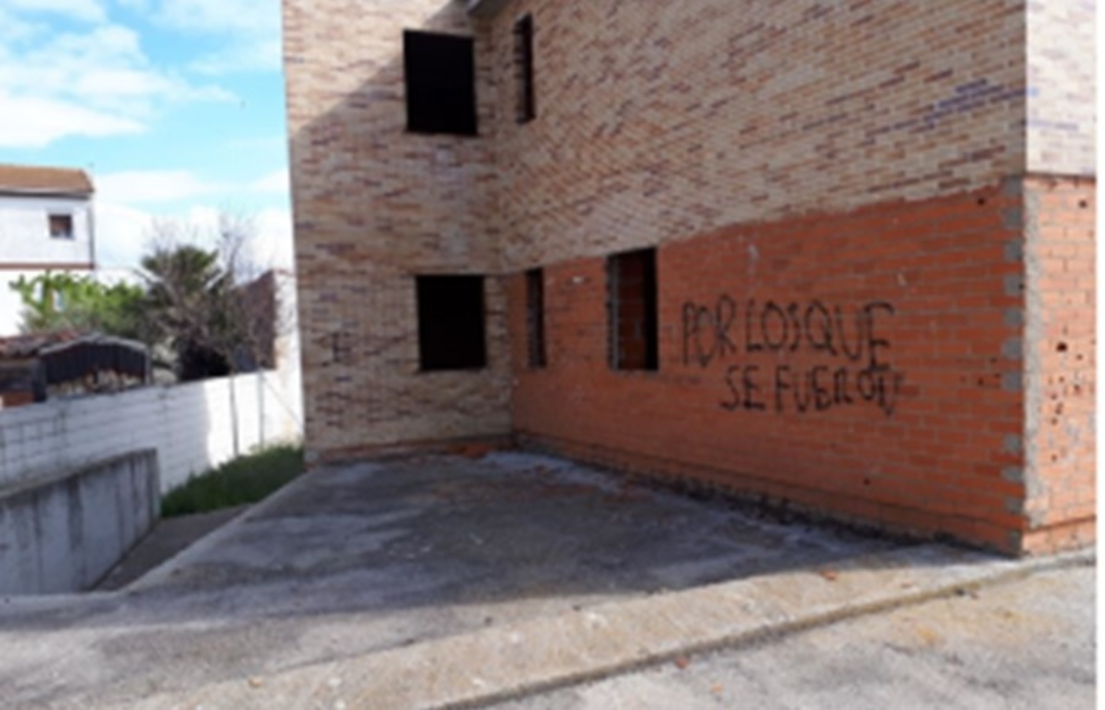 Work stopped for sale in calle Carretera (parcela 2)