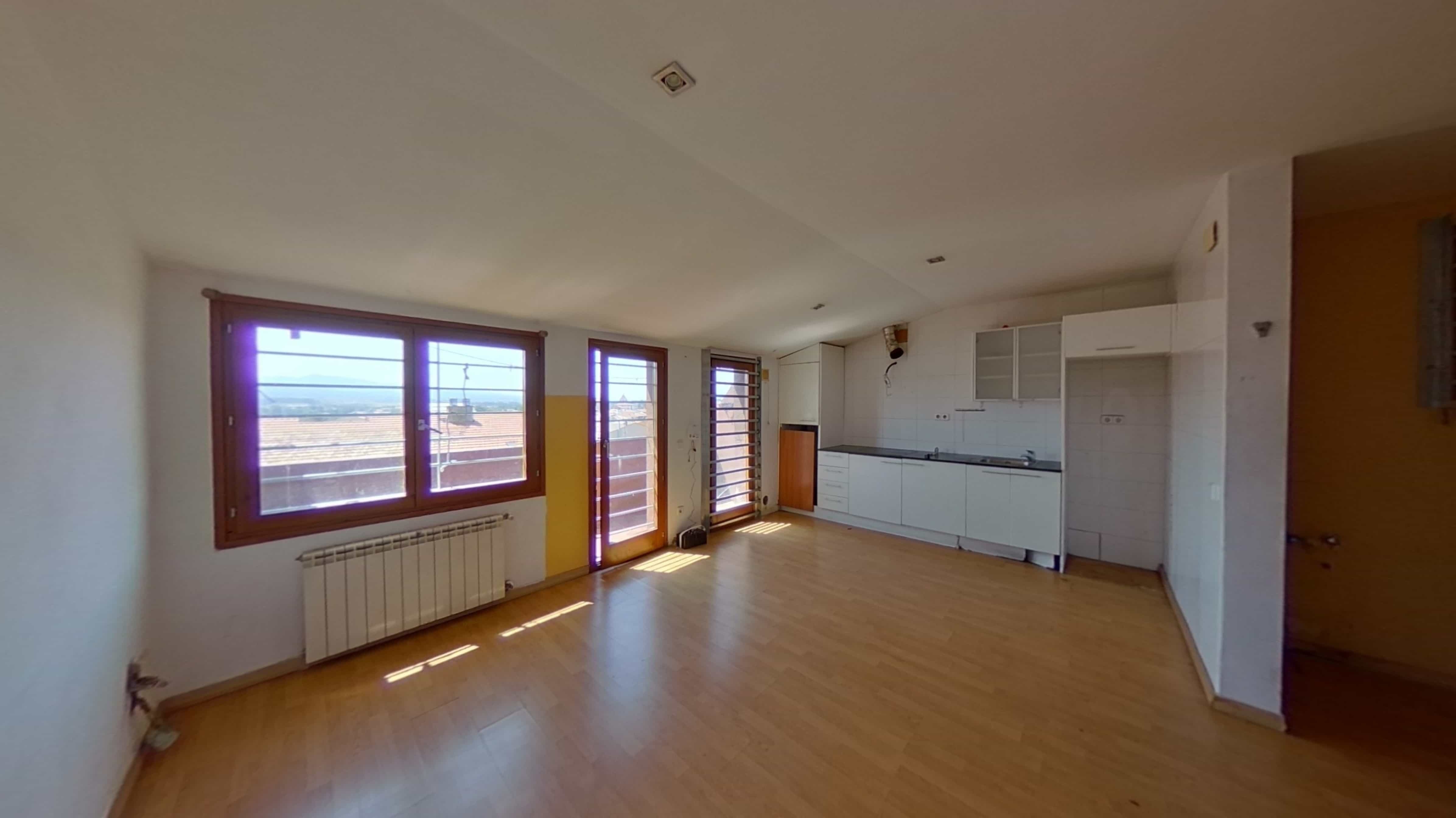 Flat for sale in avda Roma Nº104-b