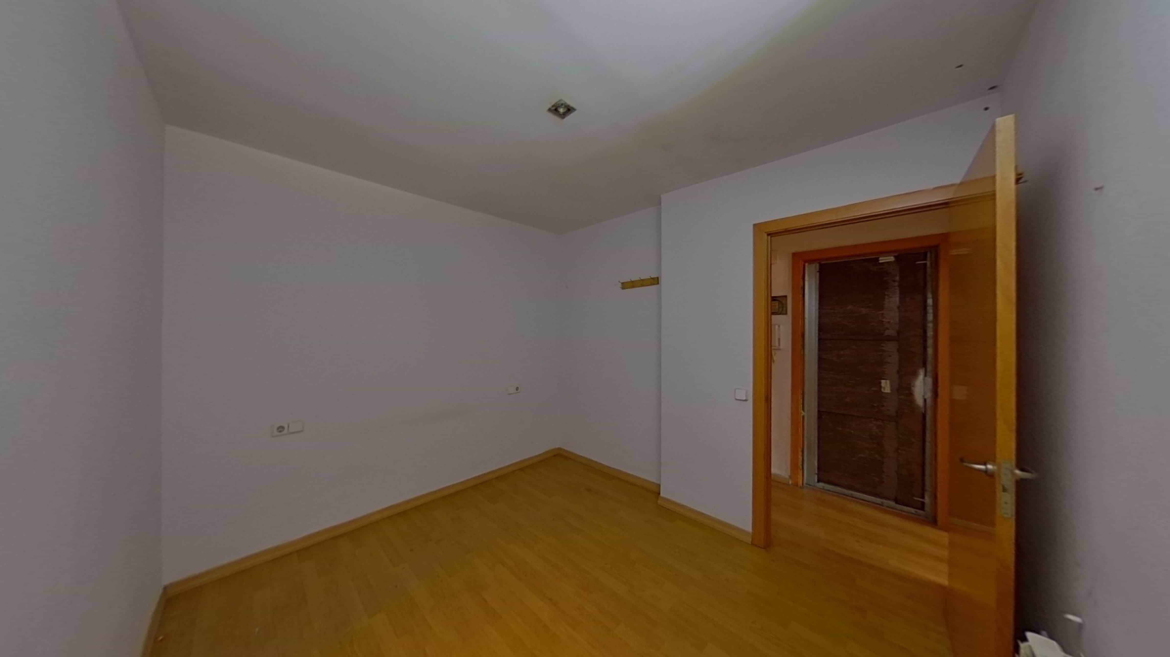 Flat for sale in avda Roma Nº104-b