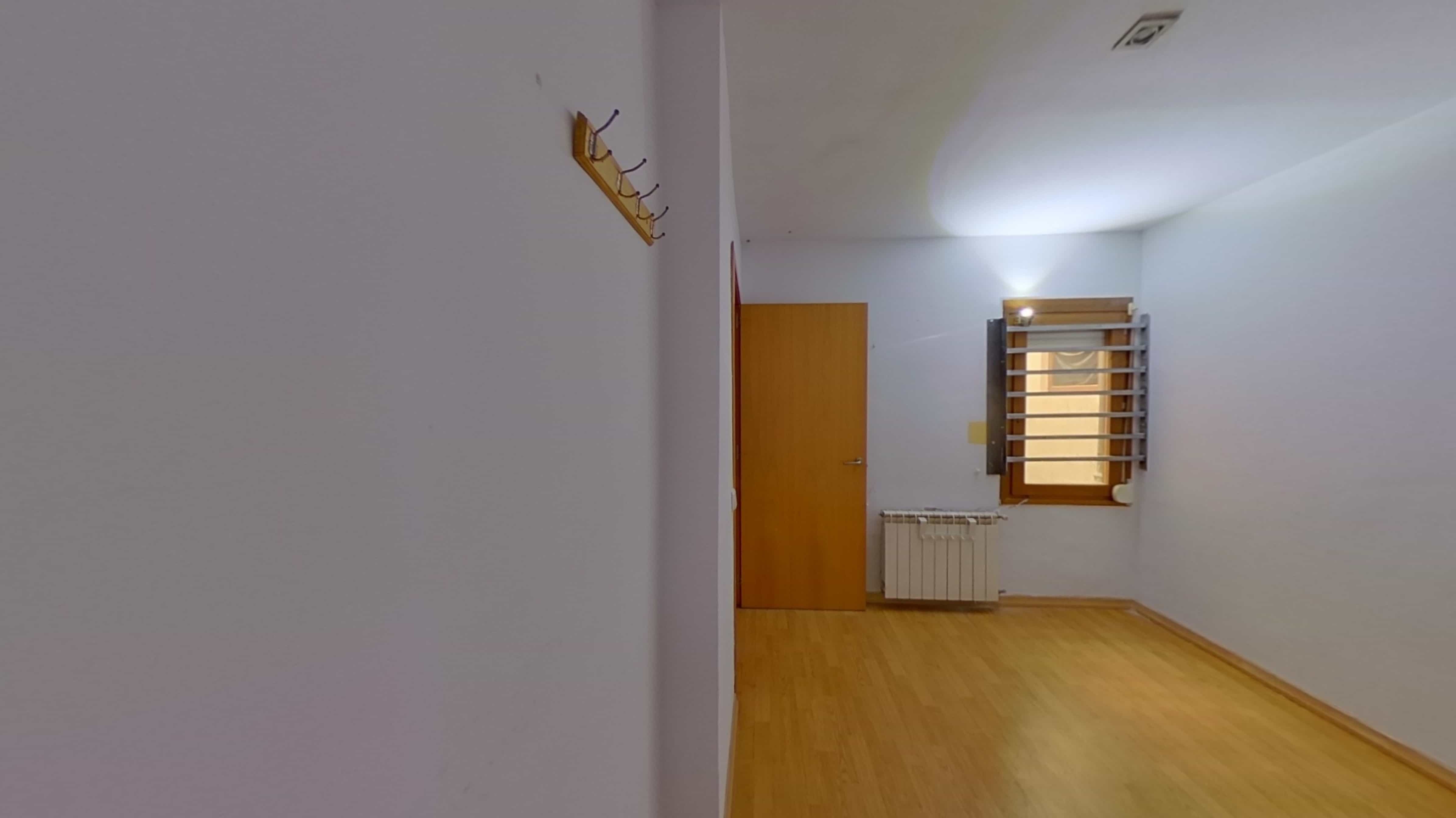Flat for sale in avda Roma Nº104-b