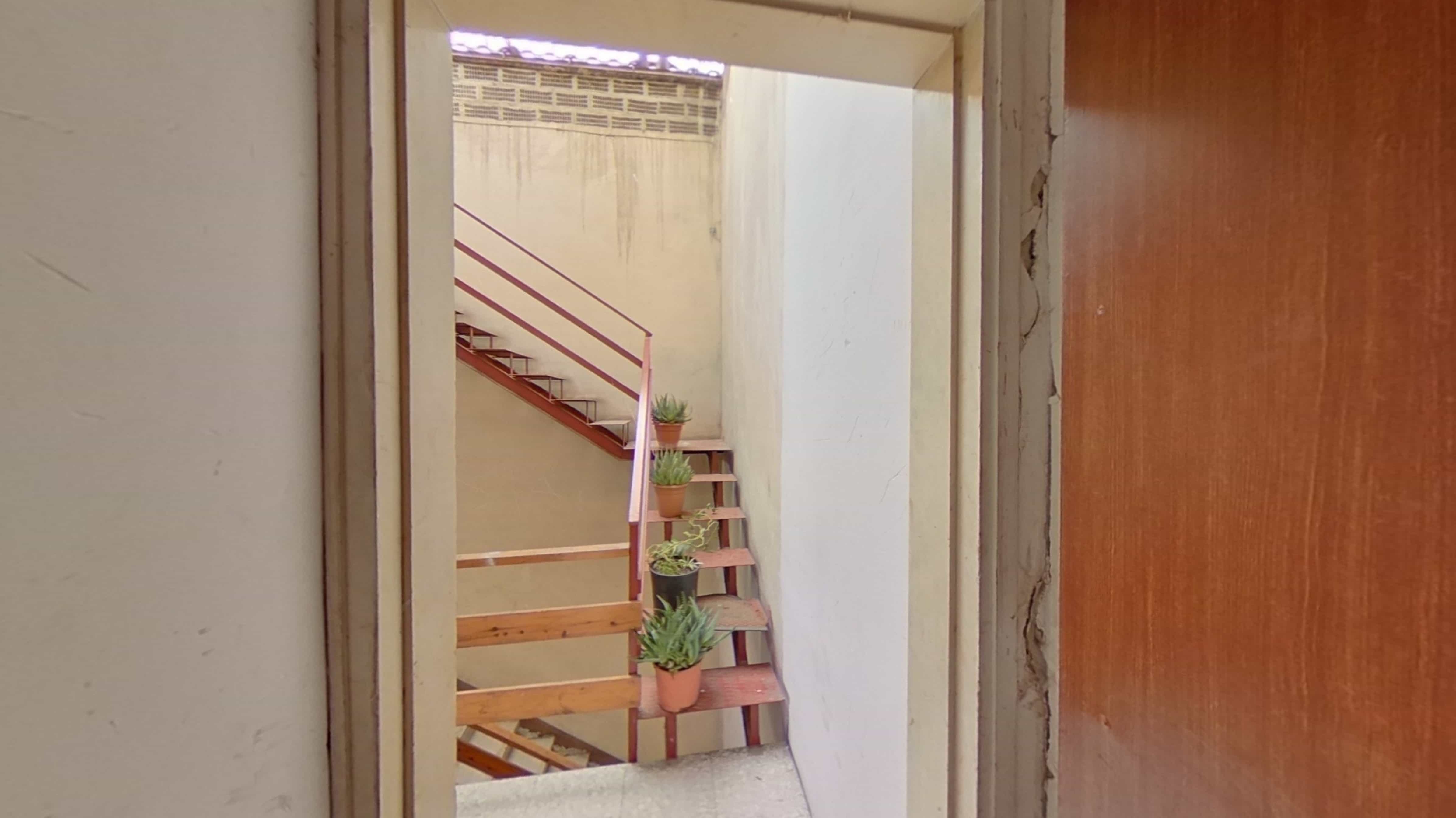 Flat for sale in avda Roma Nº104-b