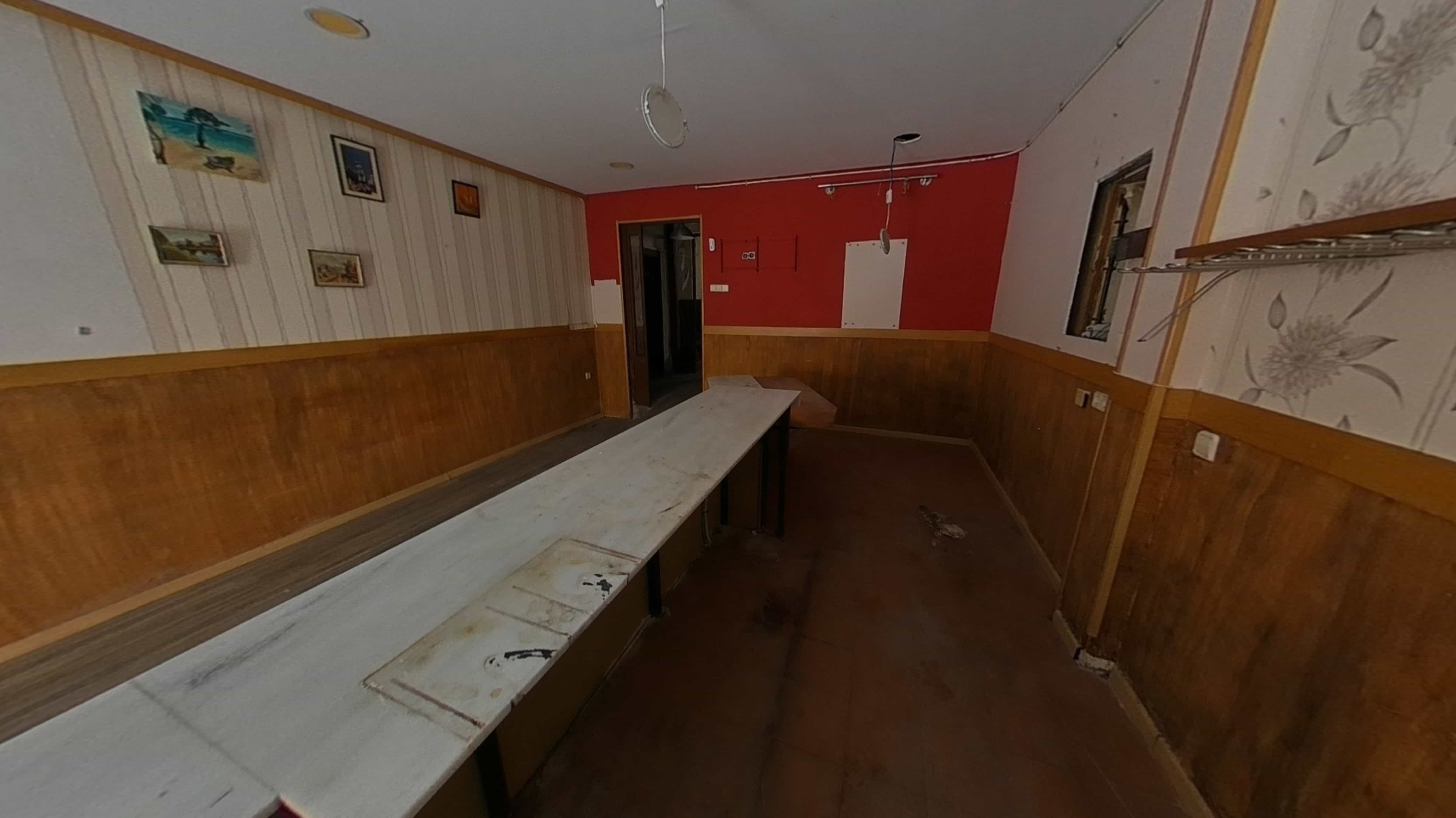 Commercial premises for sale in calle Sant Simo -1-3