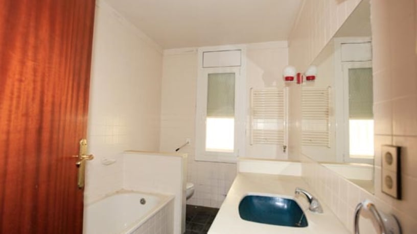 Casa en venta en calle Riu Segre